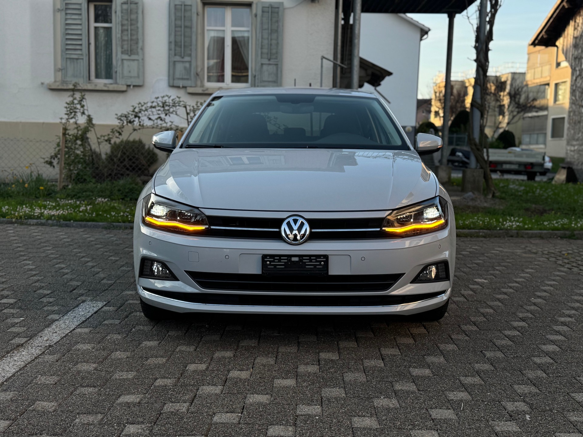 VW Polo 1.0 TSI BMT Highline DSG-image-1