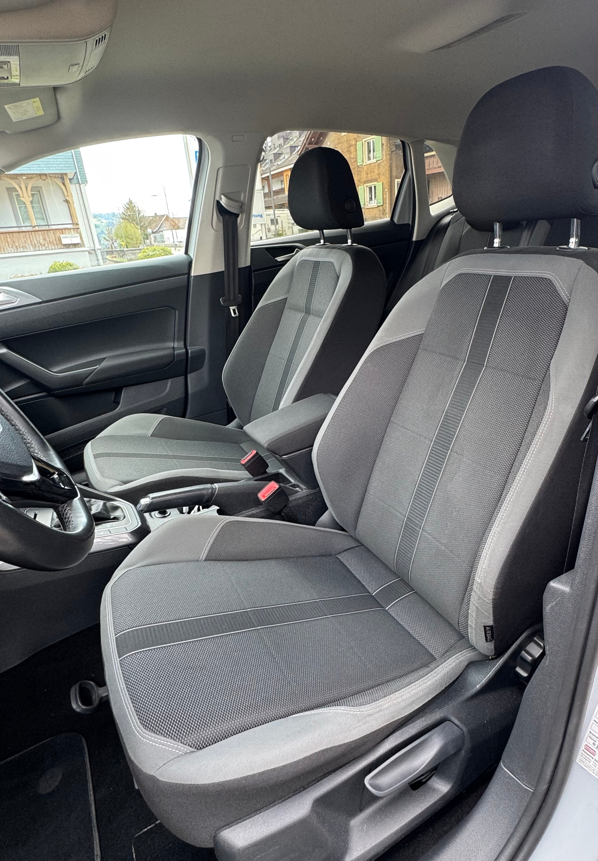 VW Polo 1.0 TSI BMT Highline DSG-image-14