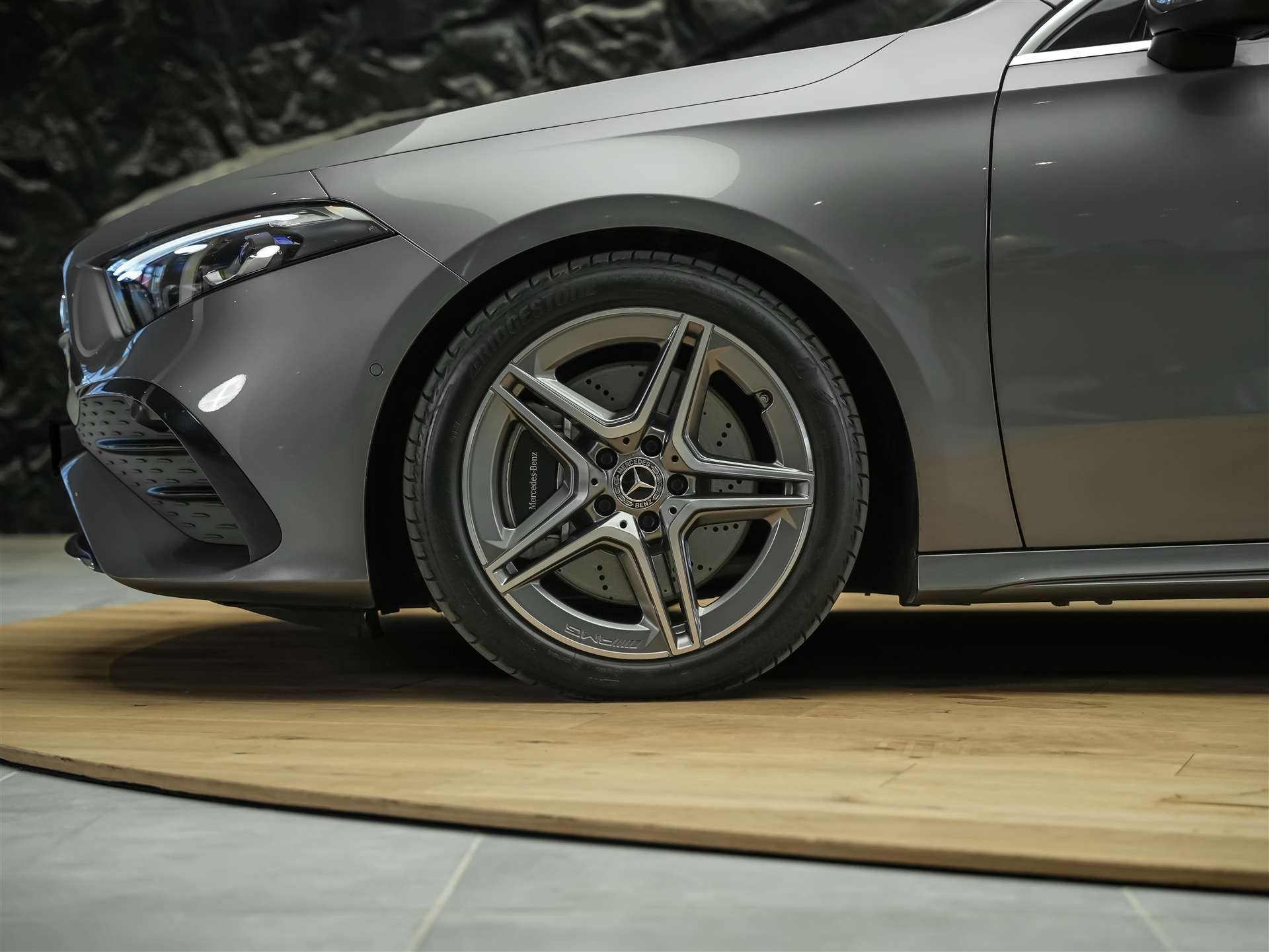 MERCEDES-BENZ A 250 AMG Line 4Matic 8G-DCT *Panorama*Multibeam LED*Lenkradheizung*-image-17