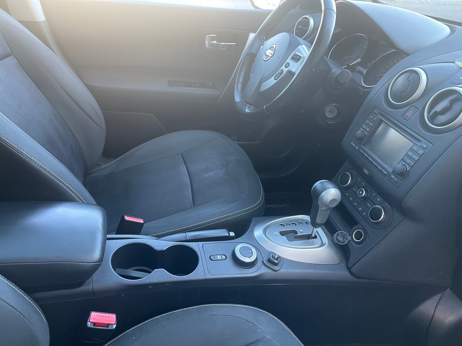 NISSAN Qashqai +2 2.0 4WD i-Way XTronic CVT-image-9