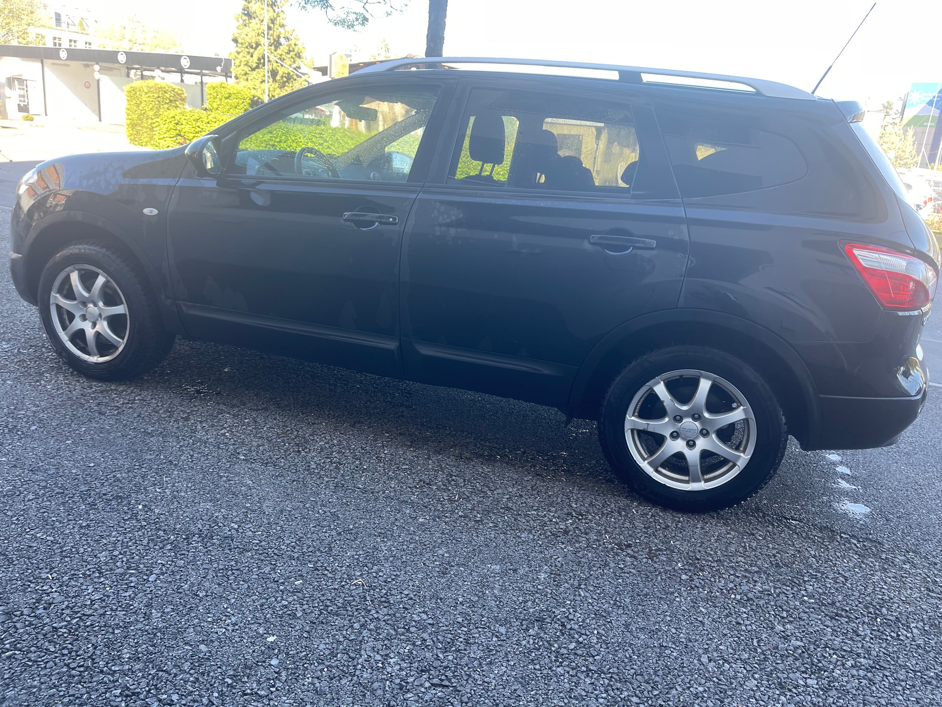 NISSAN Qashqai +2 2.0 4WD i-Way XTronic CVT-image-4