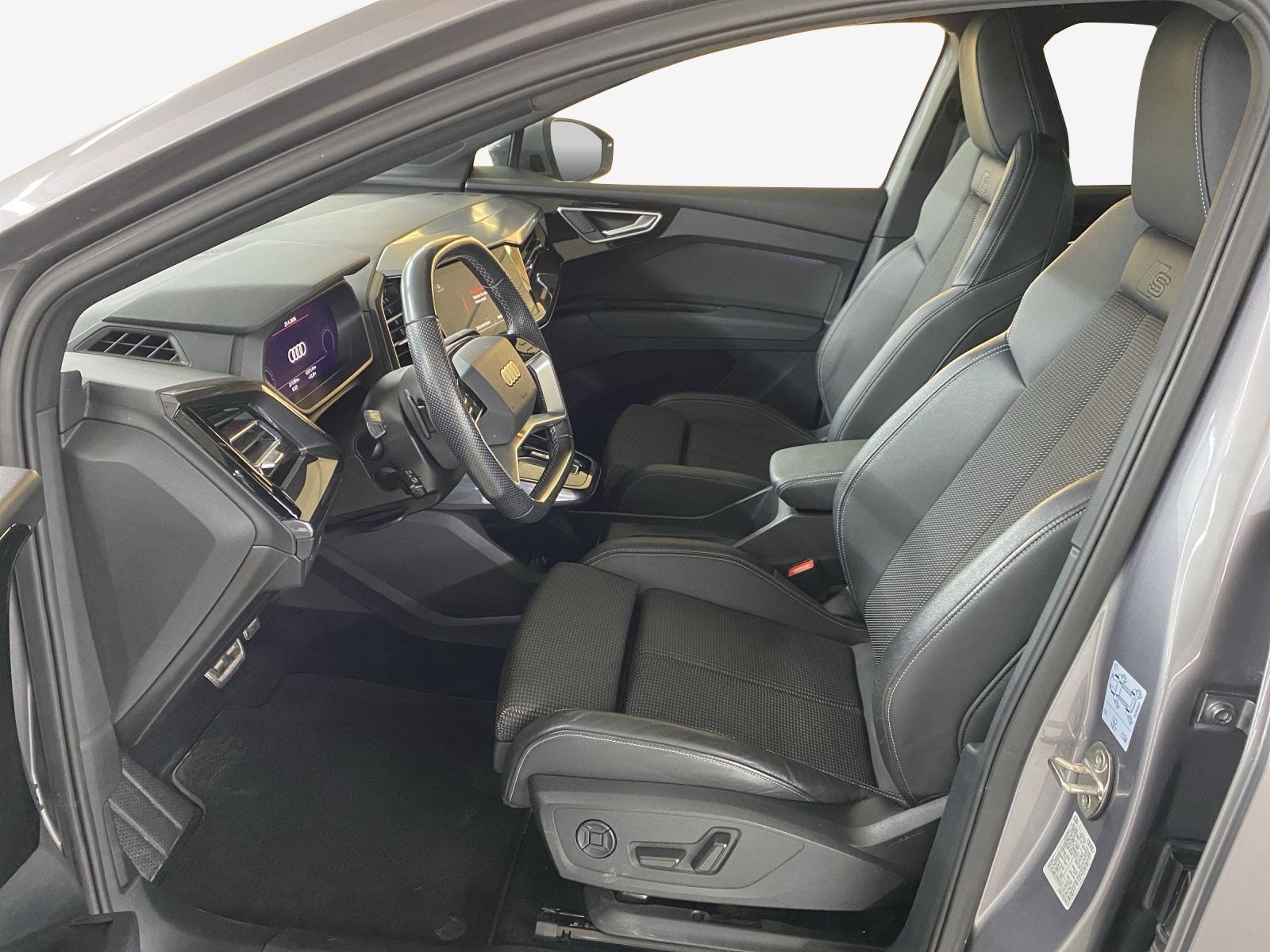 AUDI Q4 Sportback e-tron 50 quattro-image-7