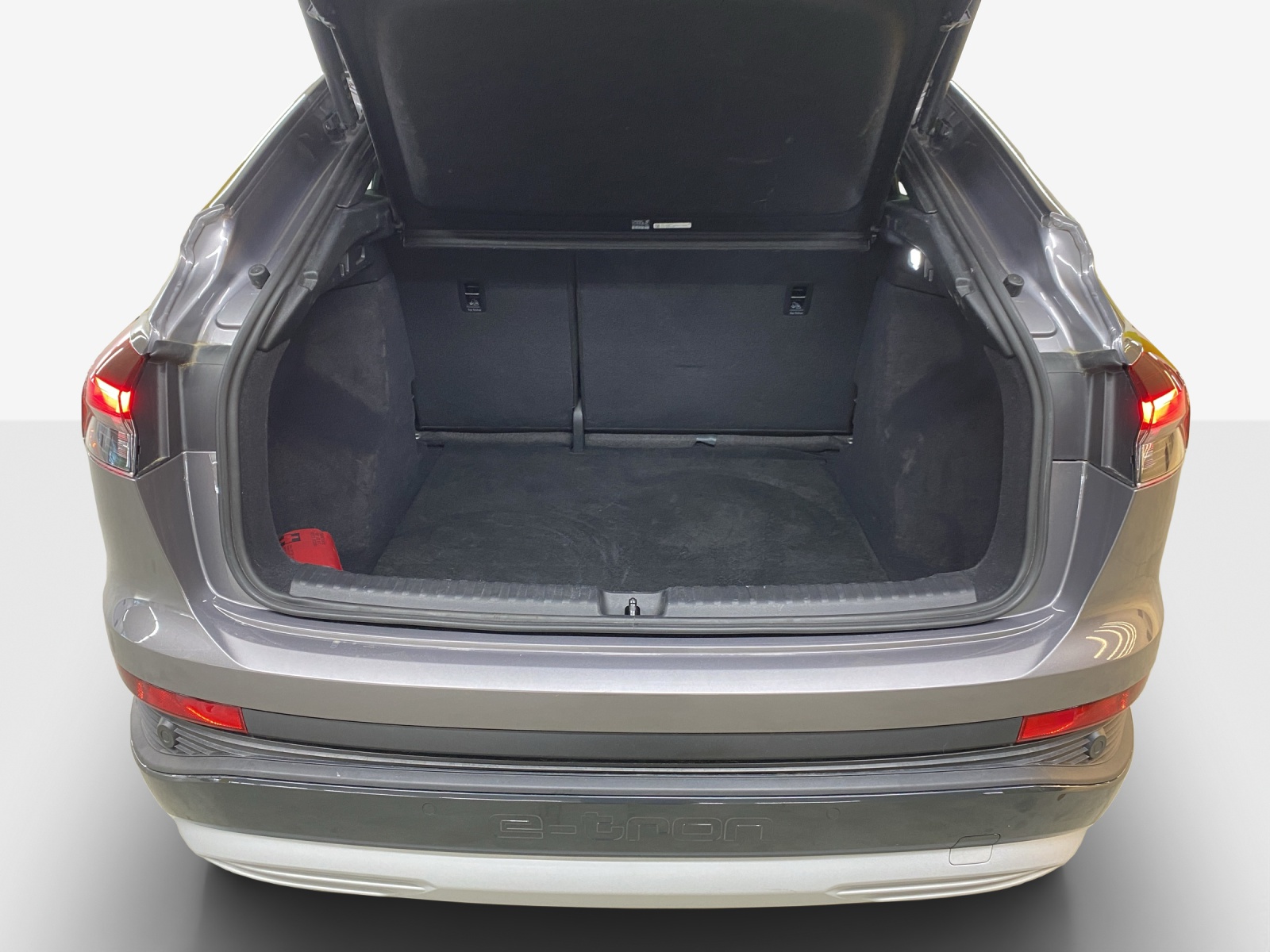 AUDI Q4 Sportback e-tron 50 quattro-image-12