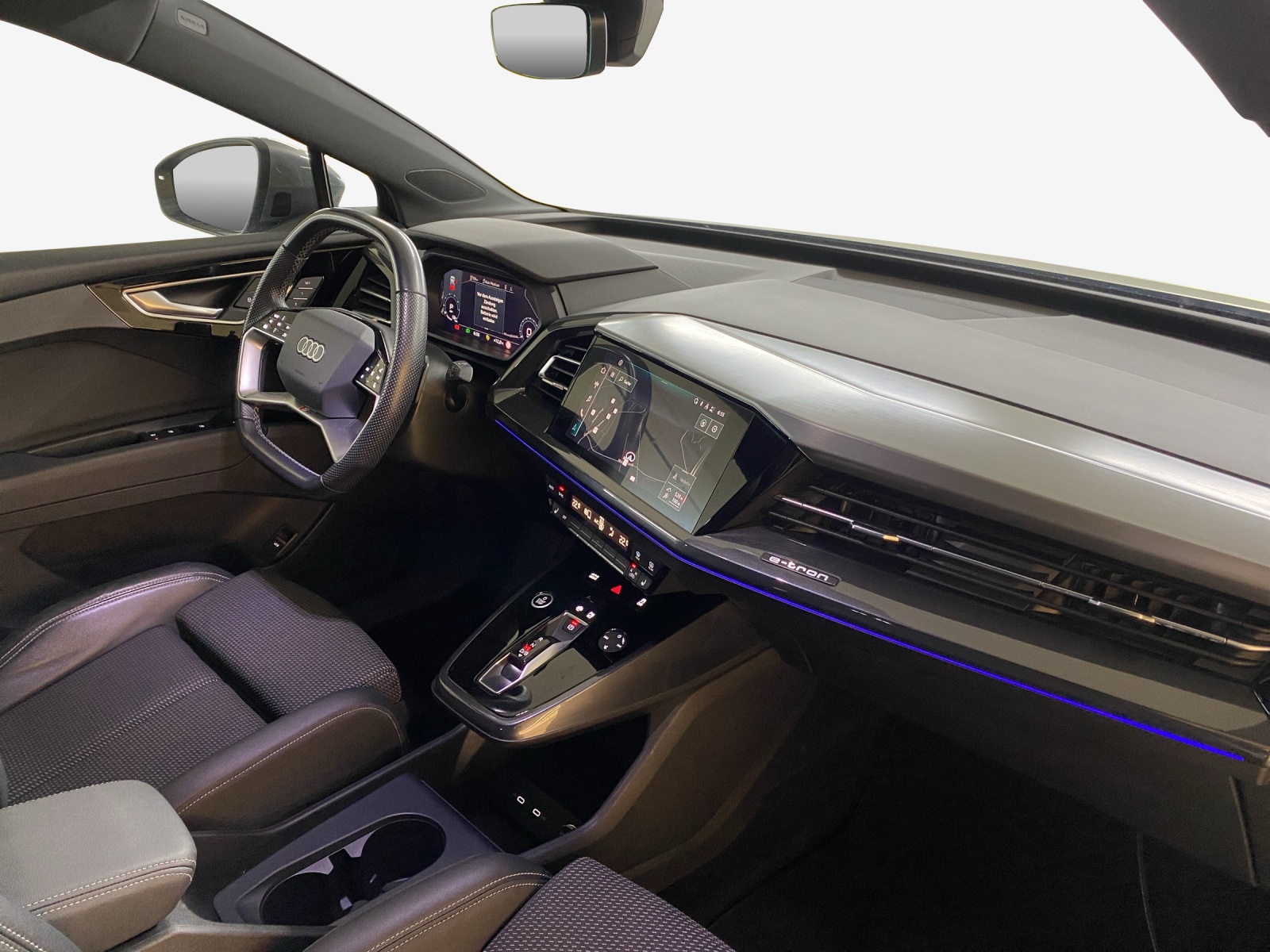 AUDI Q4 Sportback e-tron 50 quattro-image-13