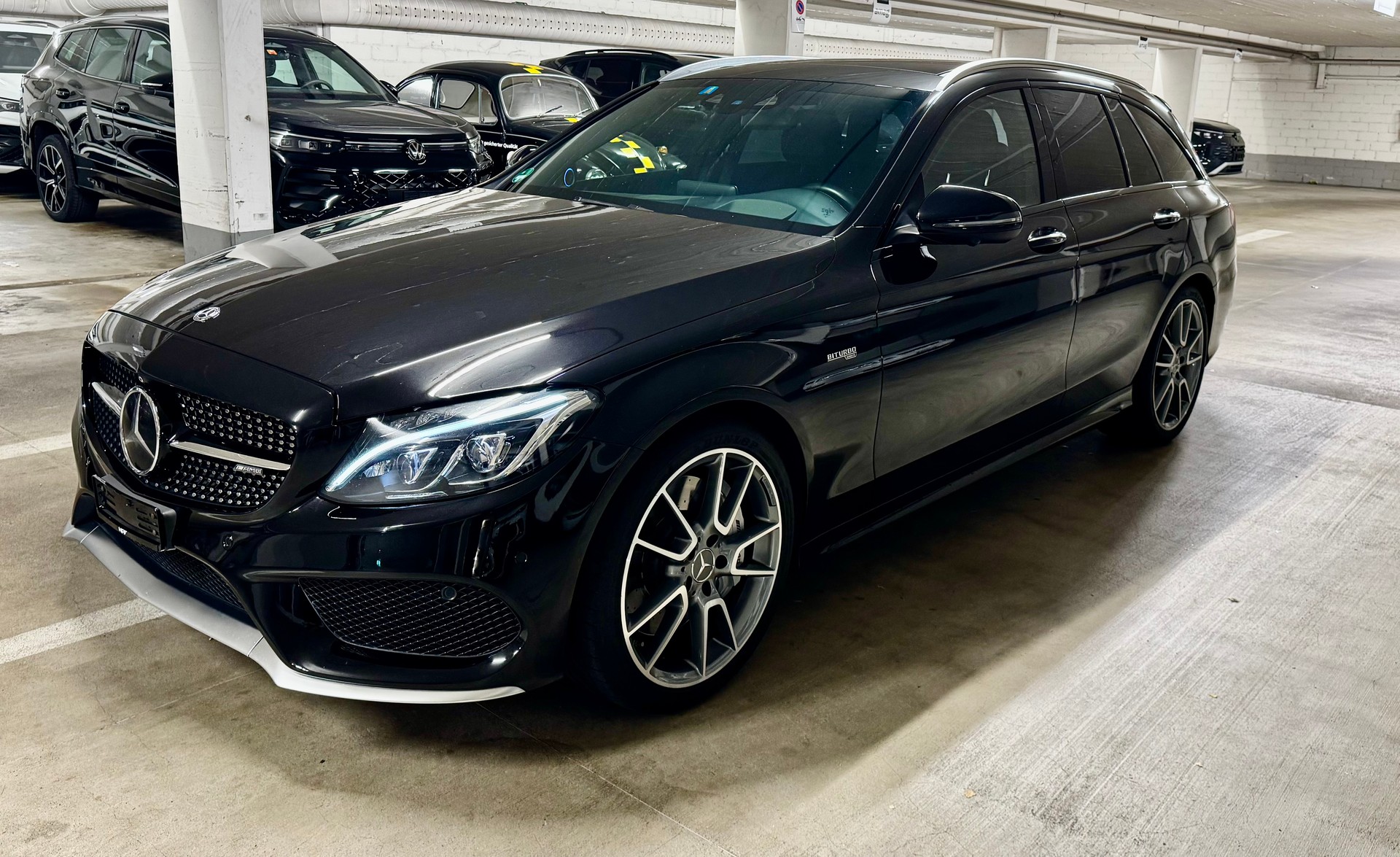 MERCEDES-BENZ C 43 AMG 4Matic 9G-Tronic-image-5