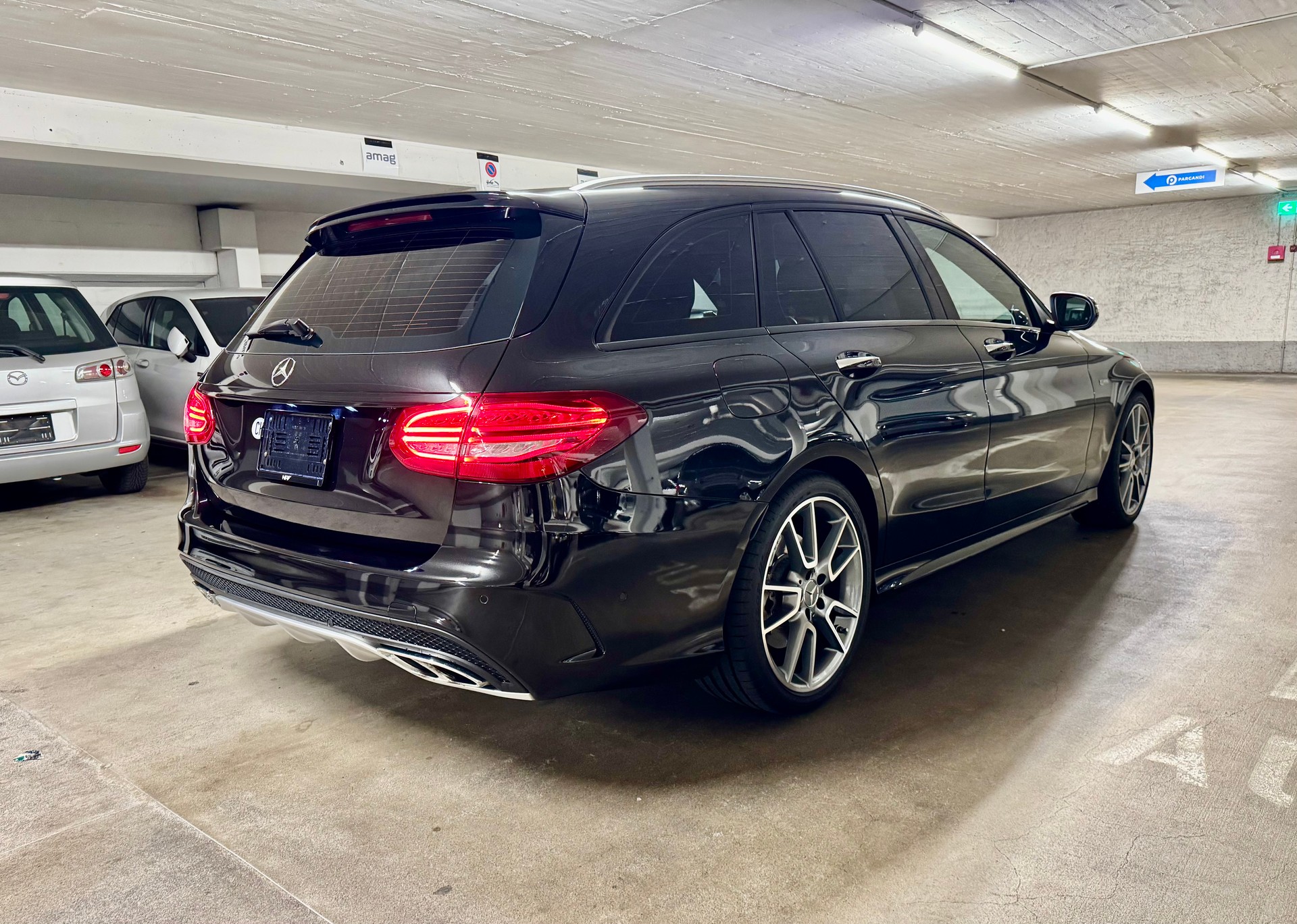 MERCEDES-BENZ C 43 AMG 4Matic 9G-Tronic-image-7