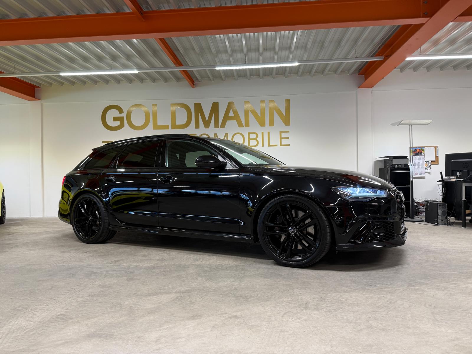 AUDI RS6 Avant 4.0 TFSI V8 performance quattro-showroom-element-1