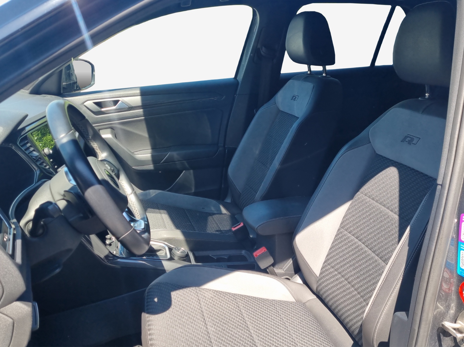 VW T-Roc 2.0 TSI Sport Selection DSG 4Motion-image-7