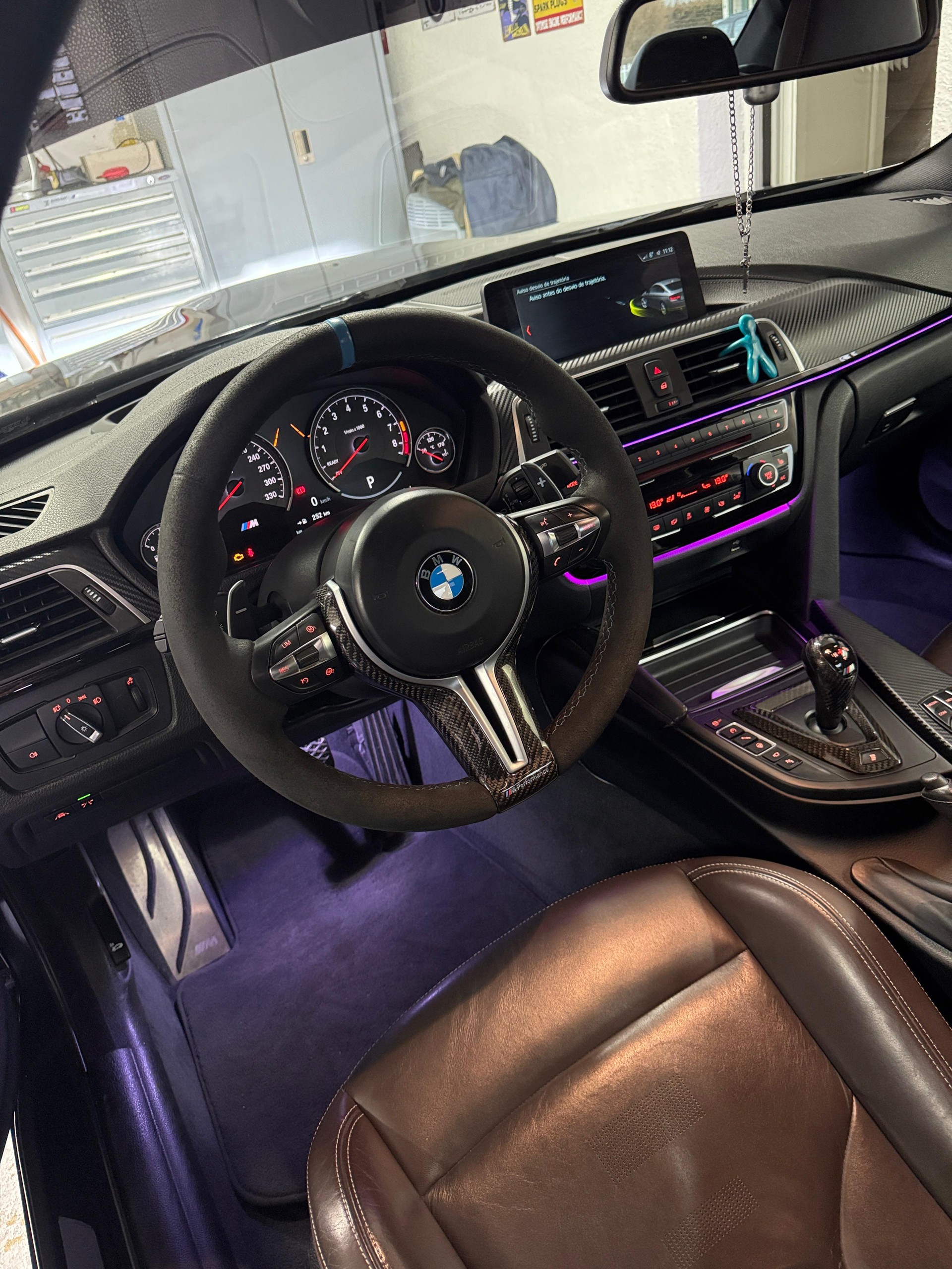 BMW M4 Coupé Competition DKG-image-4