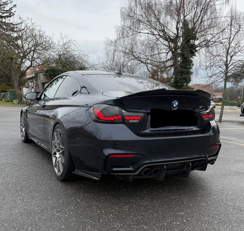 BMW M4 Coupé Competition DKG-image-2