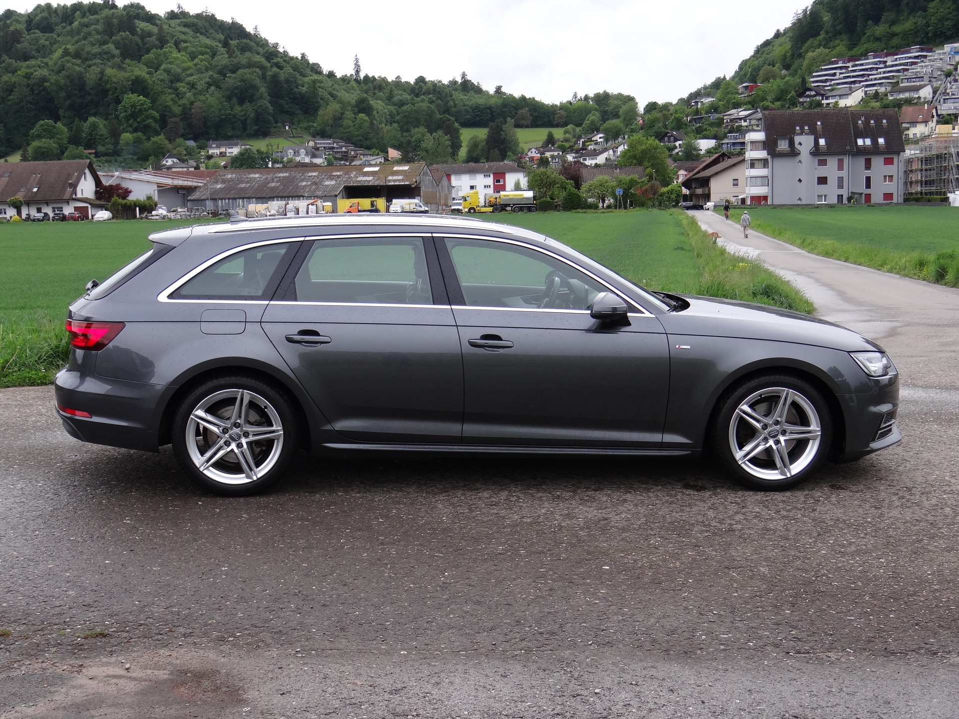 AUDI A4 Avant 1.4 TFSI Sport-image-4
