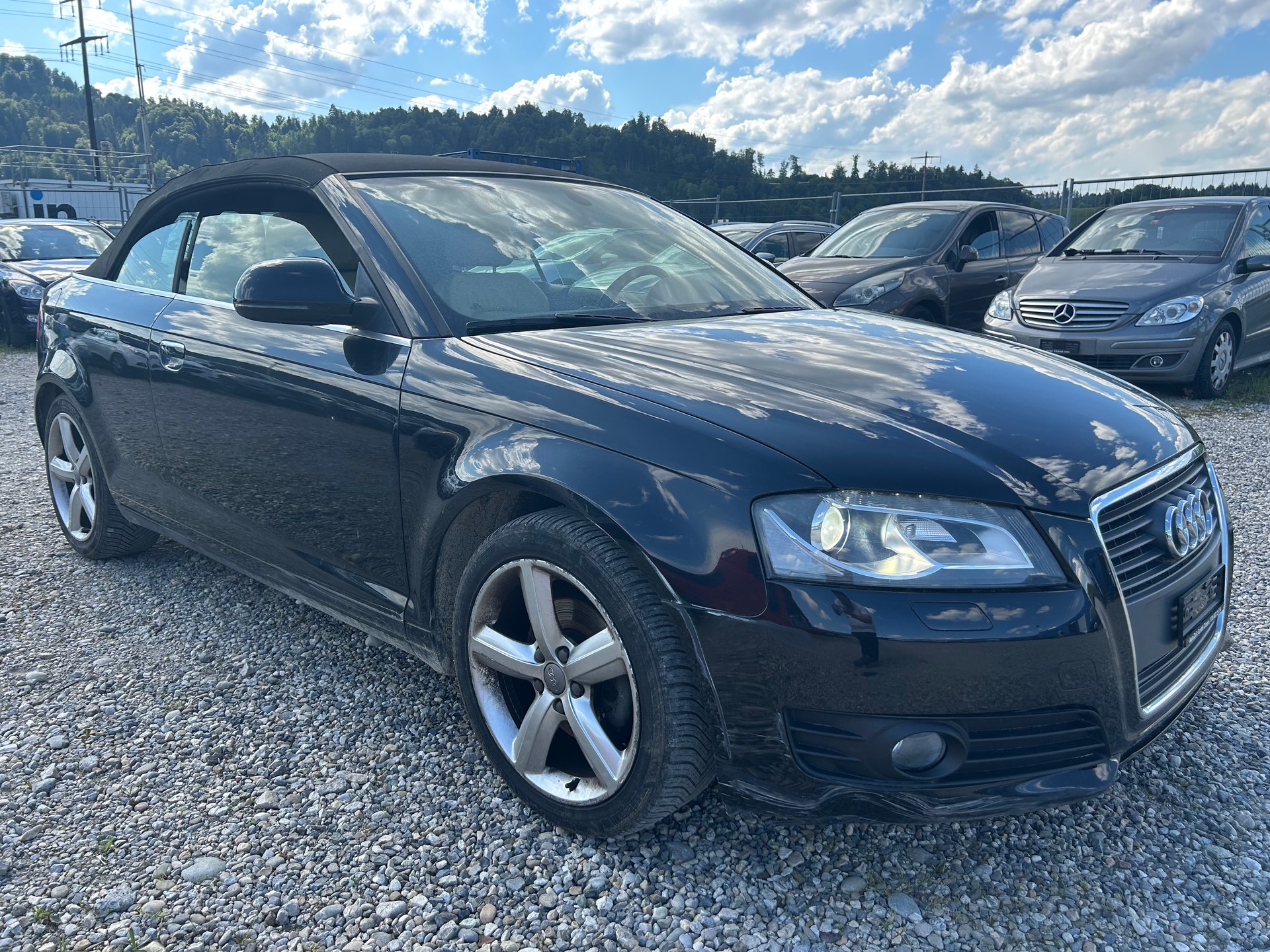 AUDI A3 Cabriolet 1.8 TFSI Ambition-image-2