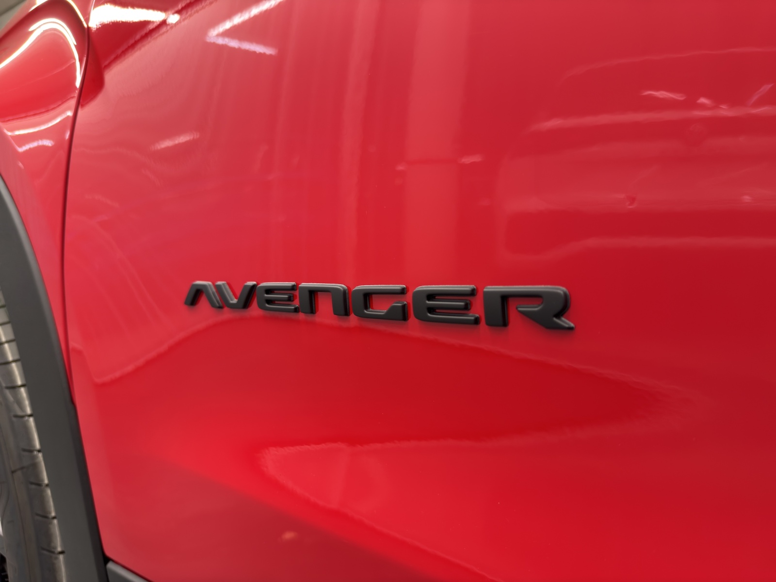 JEEP Avenger 1.2 MHEV Black Edition-image-14