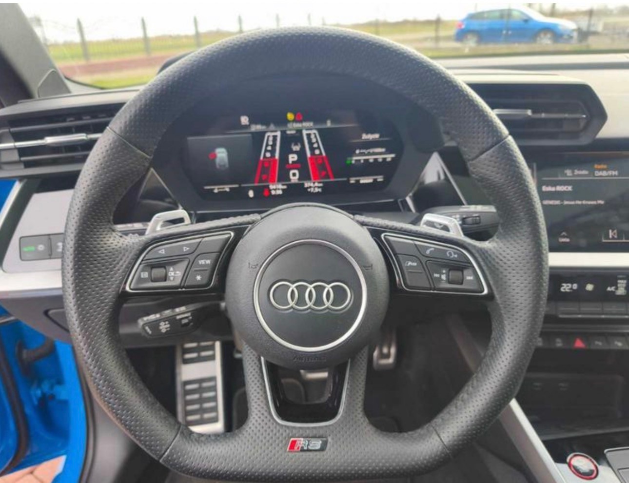 AUDI RS3 Sportback 2.5 TSI quattro S-tronic-image-3