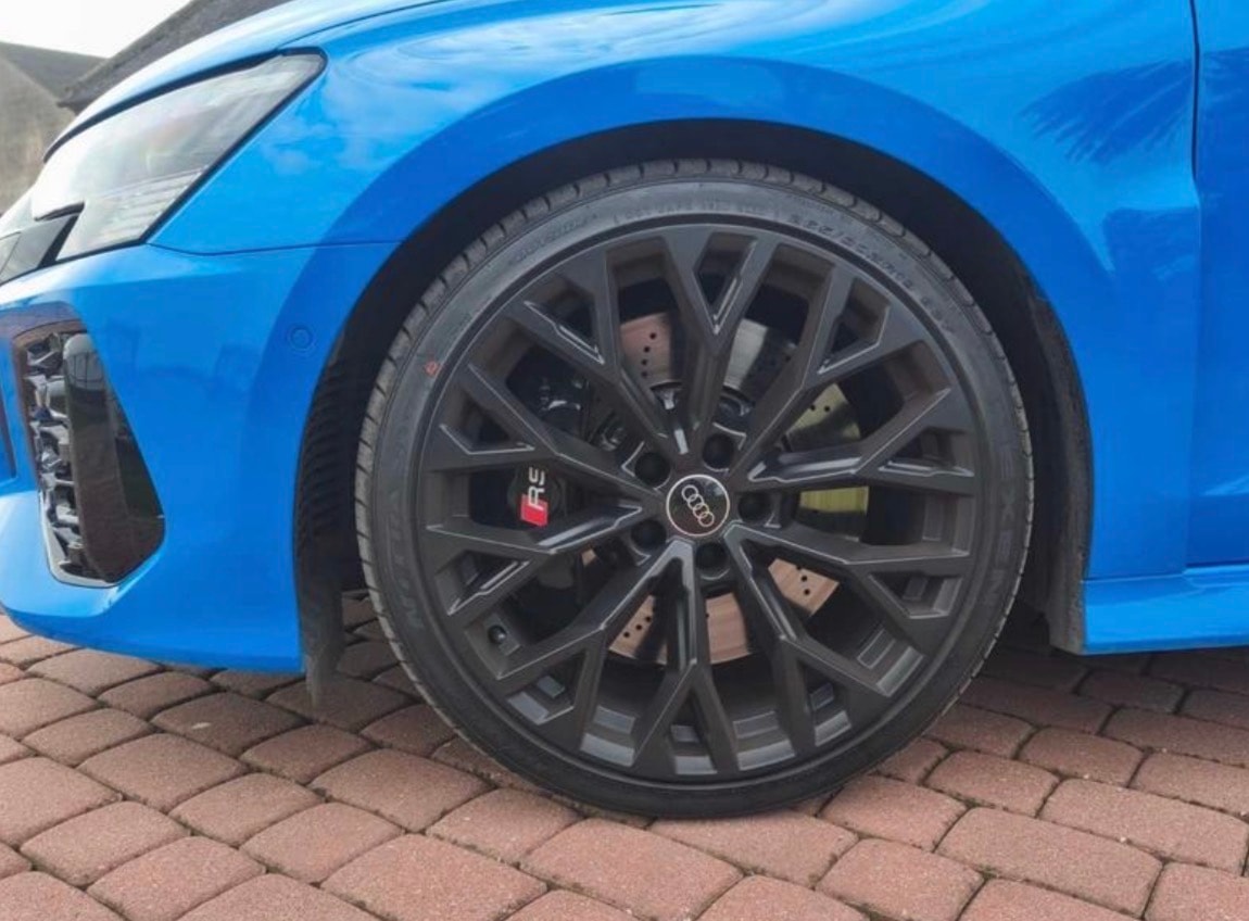 AUDI RS3 Sportback 2.5 TSI quattro S-tronic-image-9