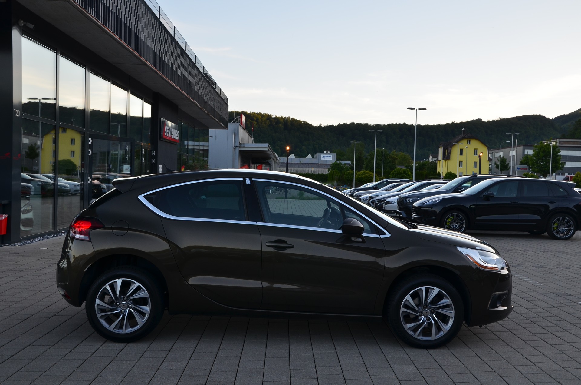 DS AUTOMOBILES DS4 1.6 VTi Chic*Frisch ab MFK,1 Jahr oder 20000km Garantie*-showroom-element-2