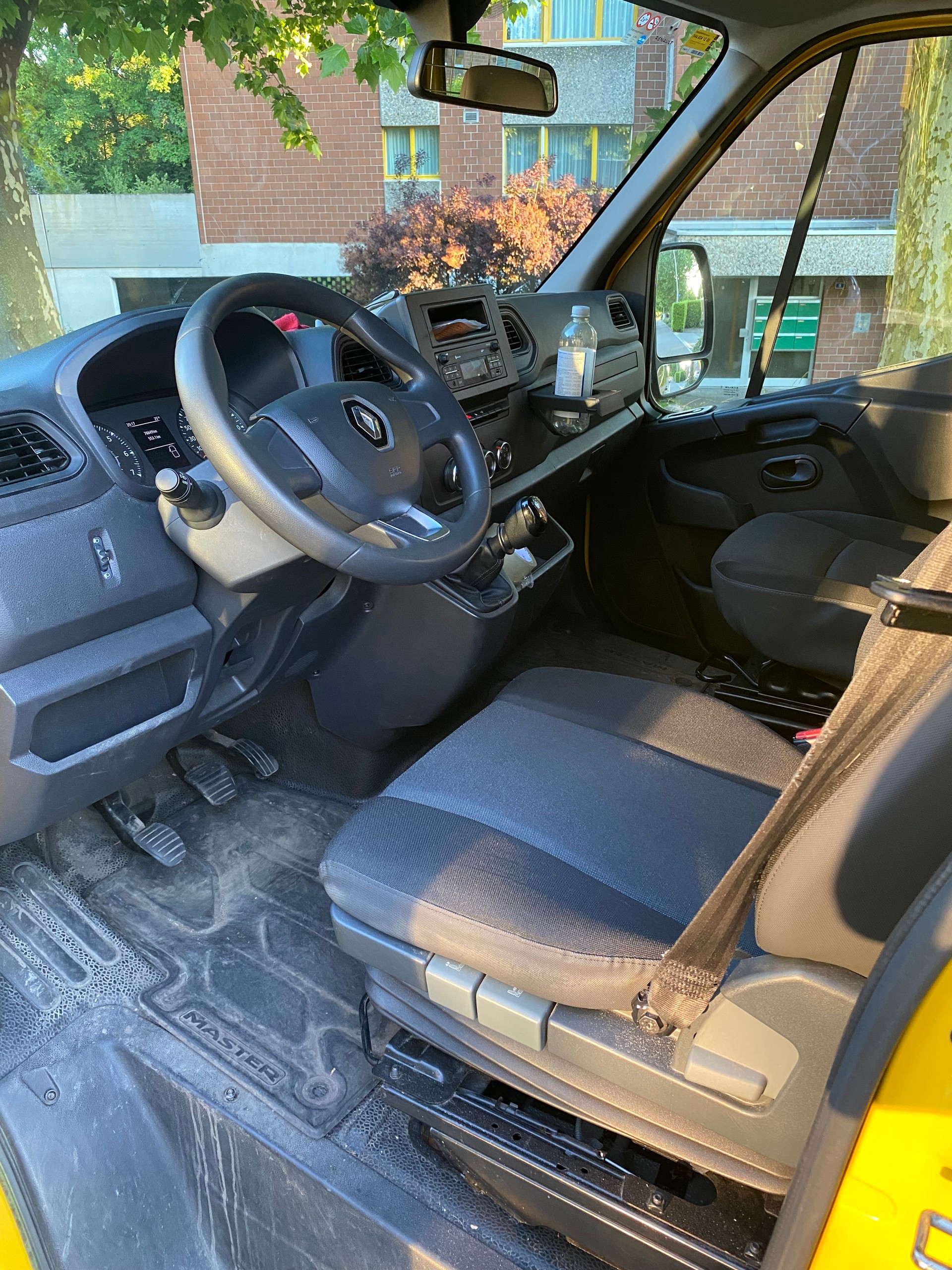 RENAULT Master T35 2.3dCi 135 L3H3-image-6