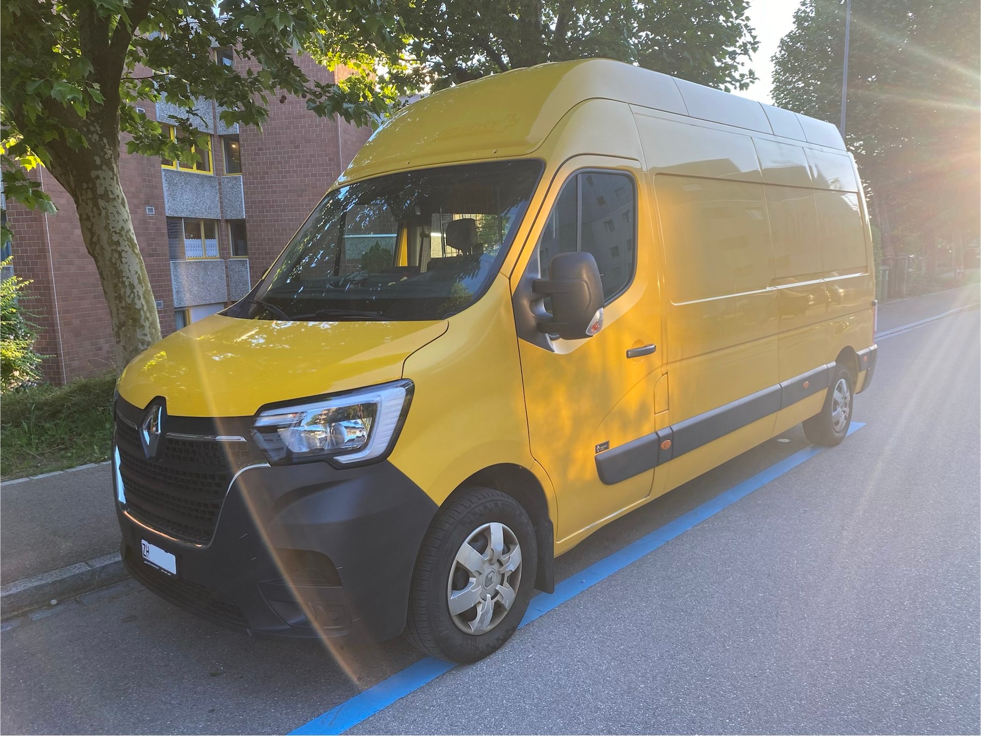 RENAULT Master T35 2.3dCi 135 L3H3-image-1
