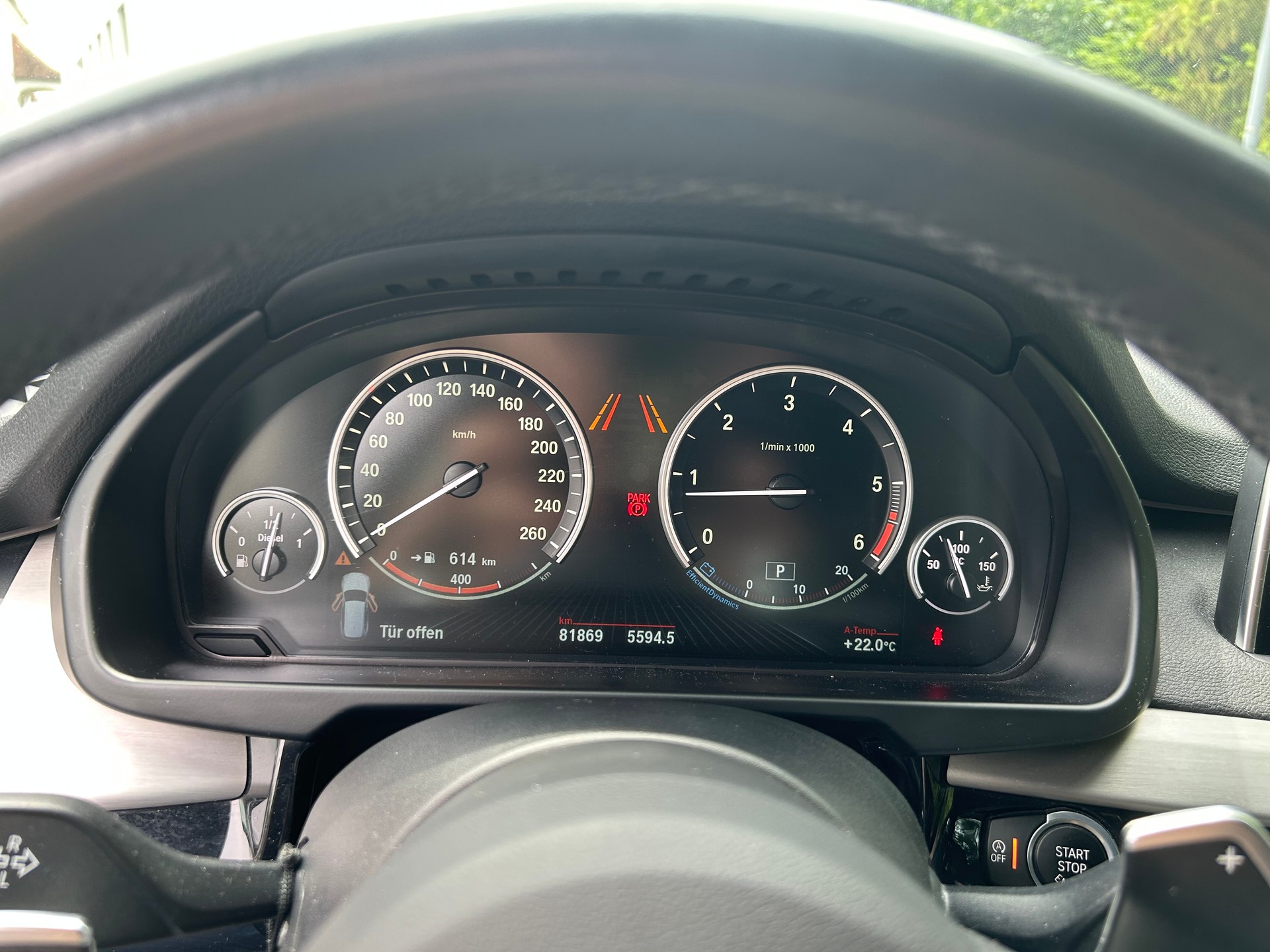 BMW 30d xDrive-image-8