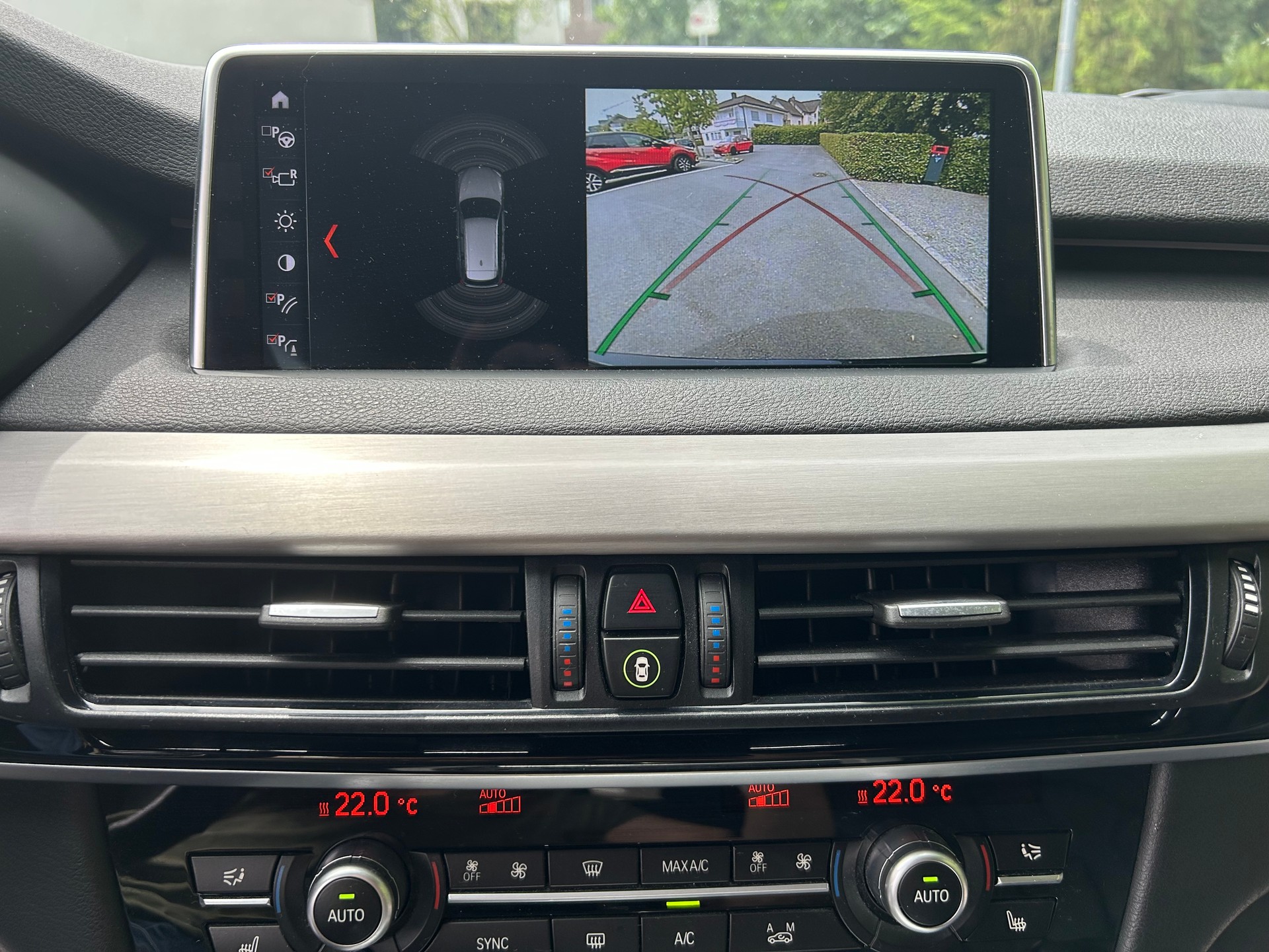 BMW 30d xDrive-image-9