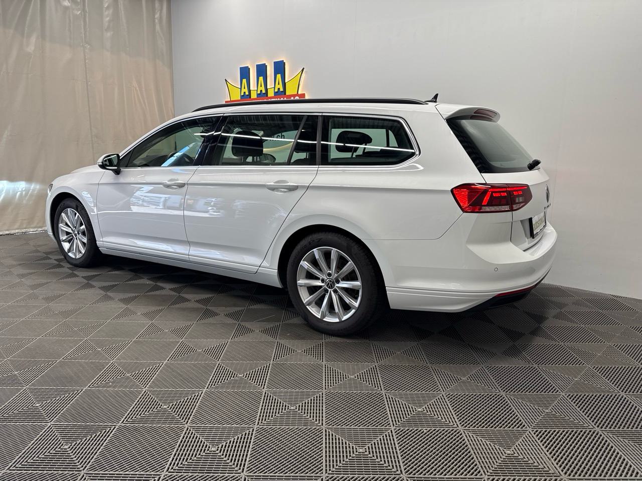 VW Passat Variant 1.5 TSI EVO Business DSG-image-1