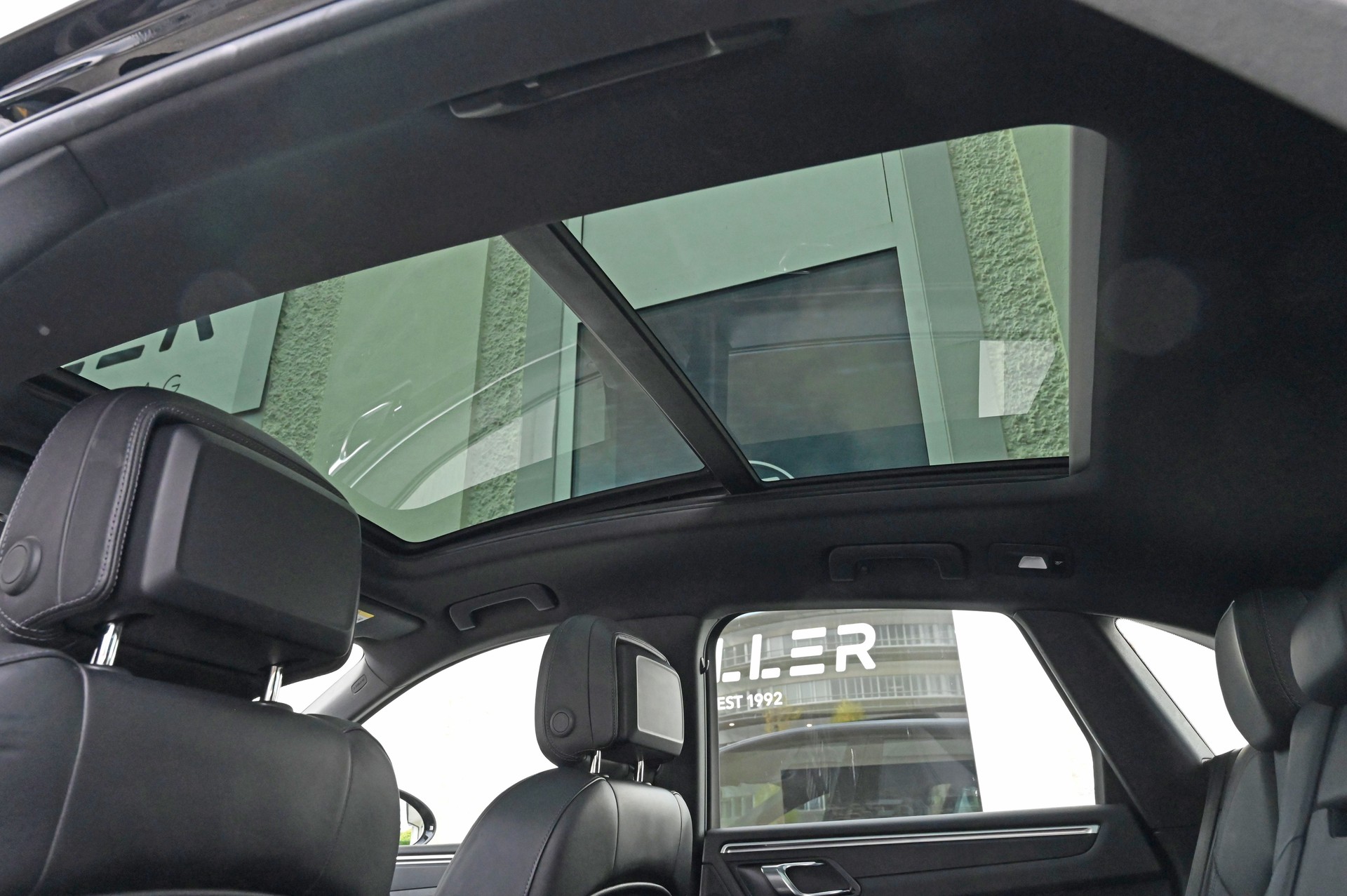 PORSCHE Macan PDK **frisch ab MFK**-image-22