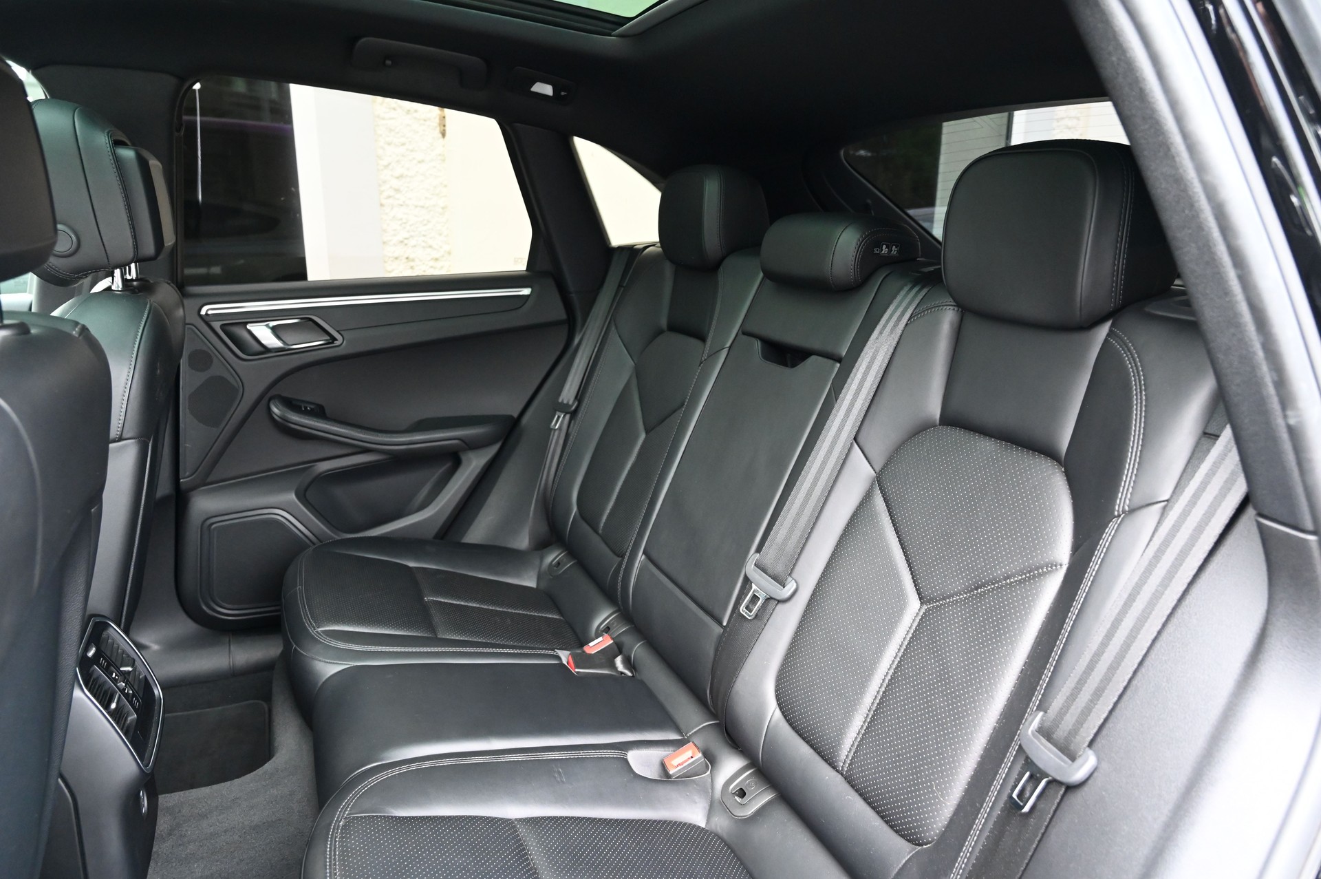 PORSCHE Macan PDK **frisch ab MFK**-image-20