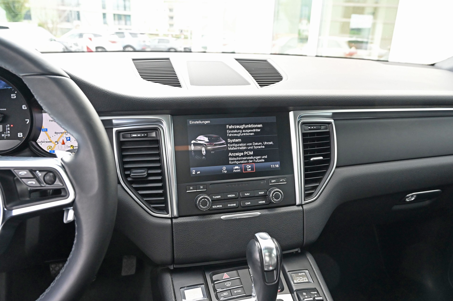 PORSCHE Macan PDK **frisch ab MFK**-image-14