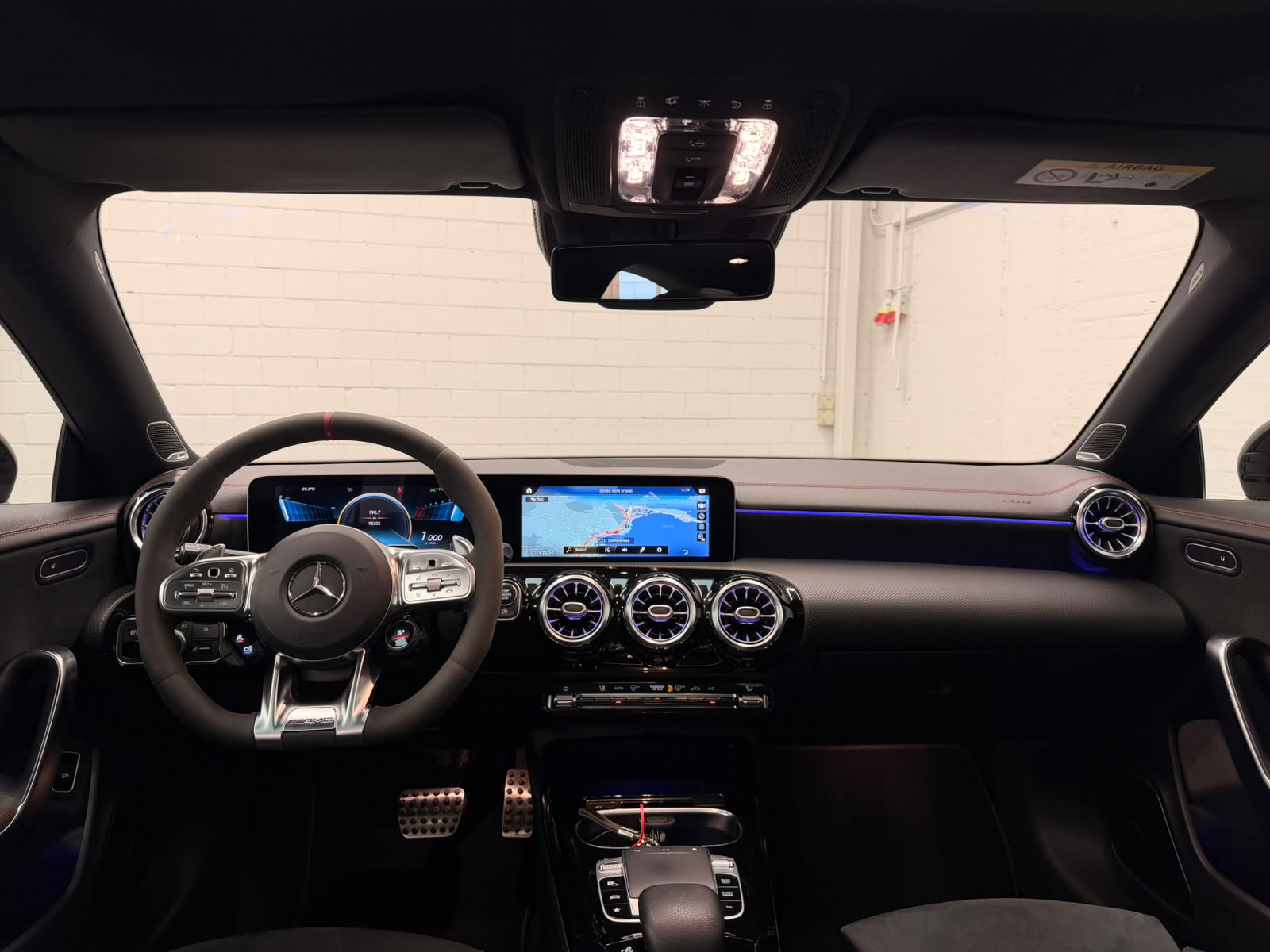 MERCEDES-BENZ CLA 35 AMG 4Matic 7G-DCT Black Performance-image-11