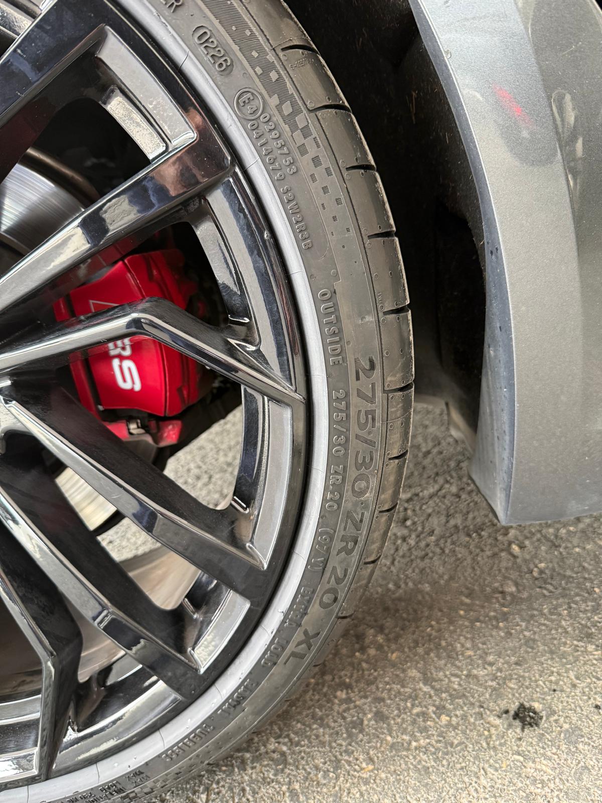 AUDI RS4 Avant quattro tiptronic-image-4