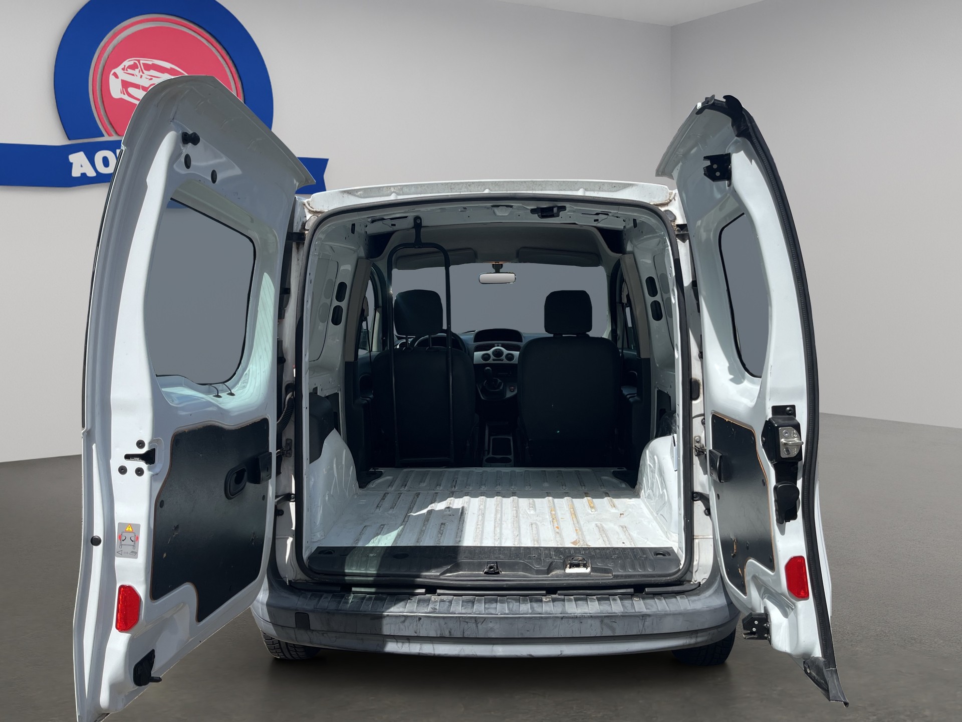 RENAULT Kangoo Express Compact 1.5 dCi 75-image-14