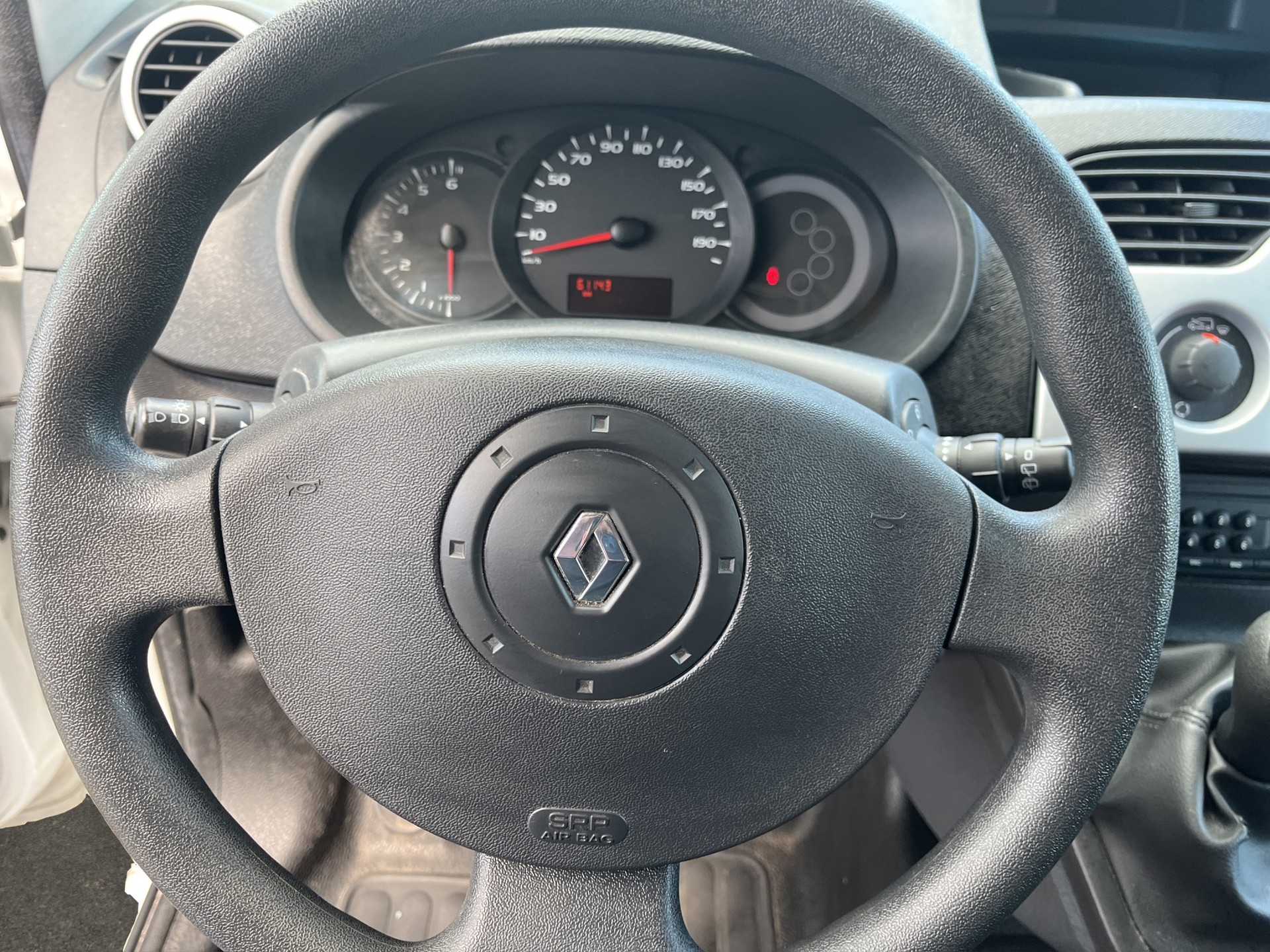 RENAULT Kangoo Express Compact 1.5 dCi 75-image-9
