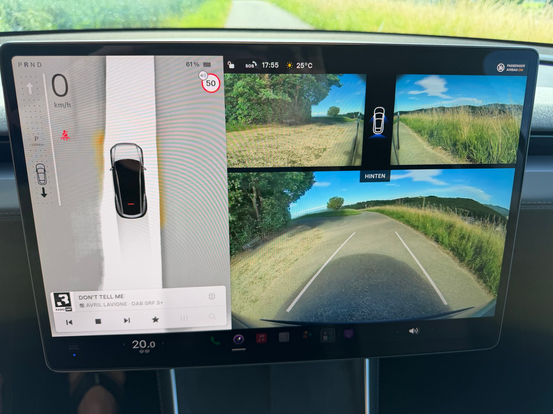 TESLA Model Y Long Range AWD-image-17