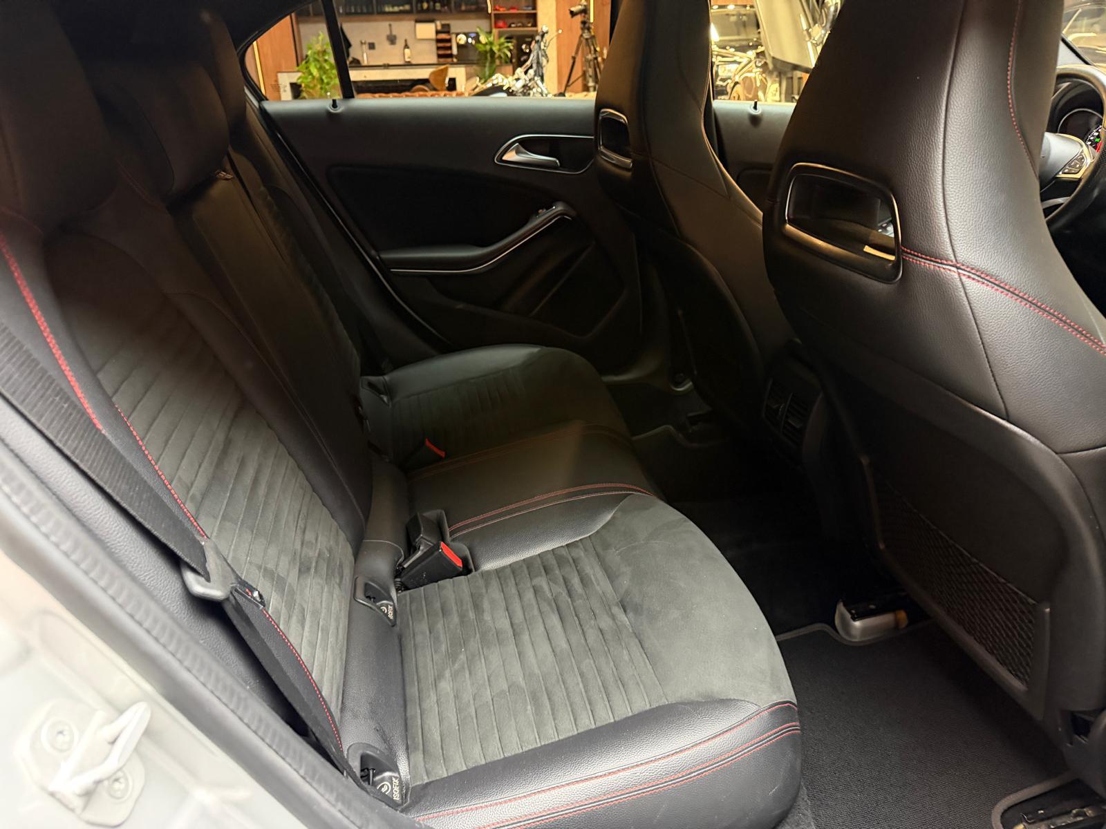 MERCEDES-BENZ A 250 Sport 4m-image-19