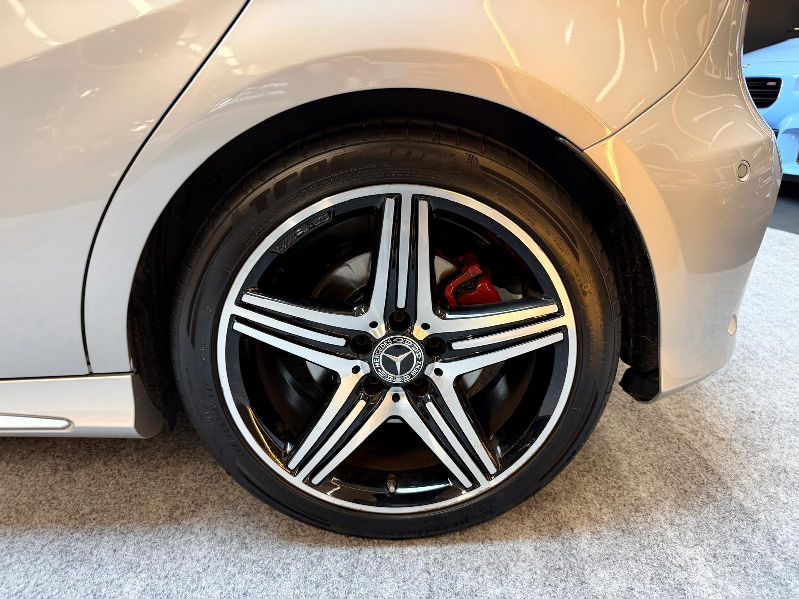 MERCEDES-BENZ A 250 Sport 4m-image-11