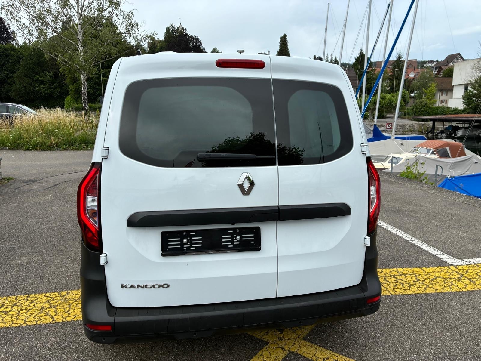 RENAULT Kangoo Van 1.3TCe Standard 100 PF Edition One-image-7