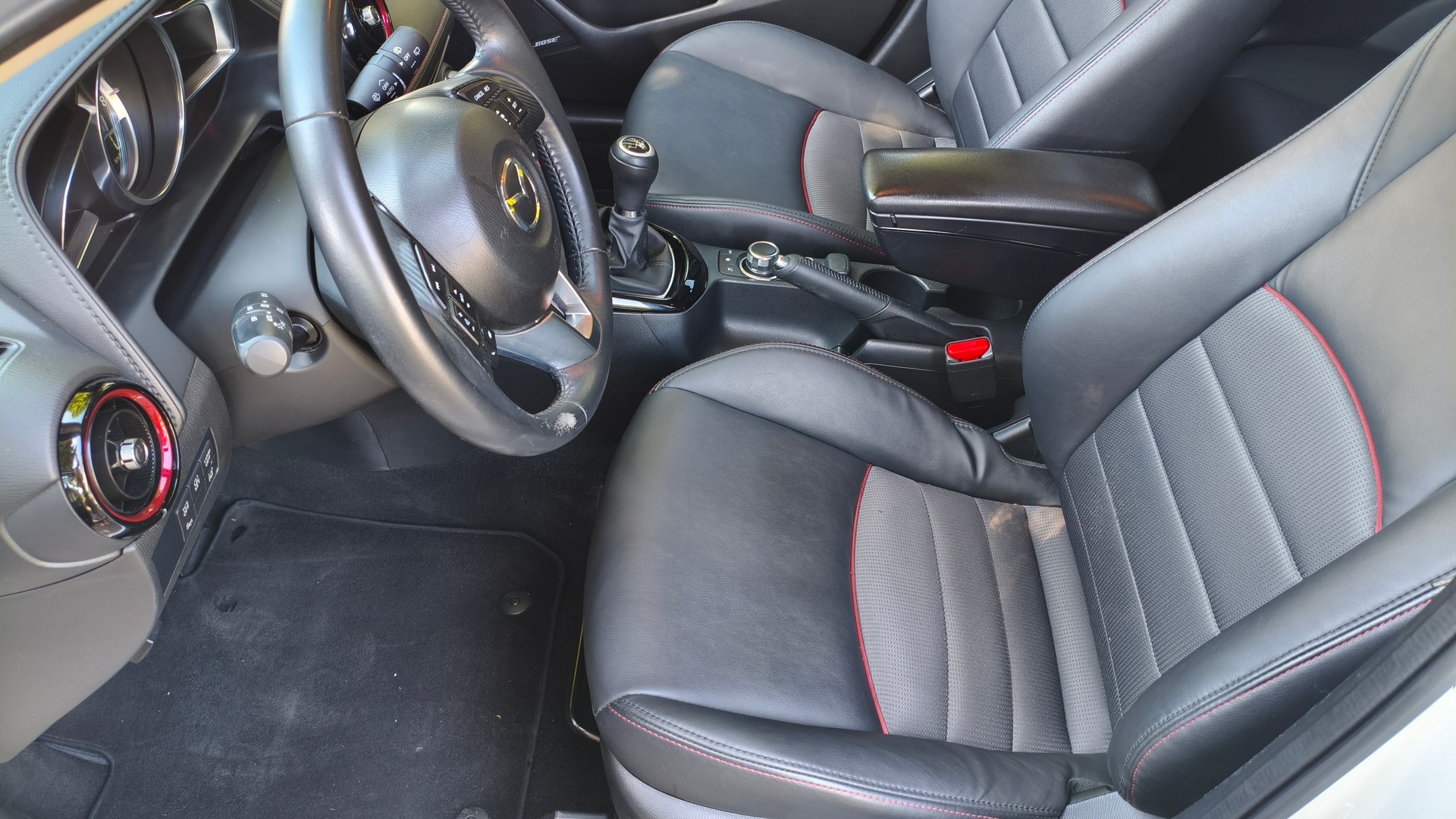 MAZDA CX-3 2.0 Revolution FWD-image-8