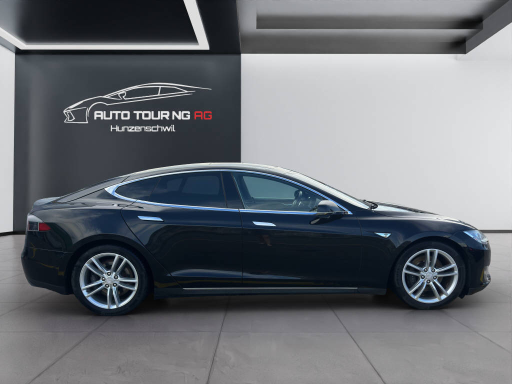 TESLA Model S 85 D-image-1