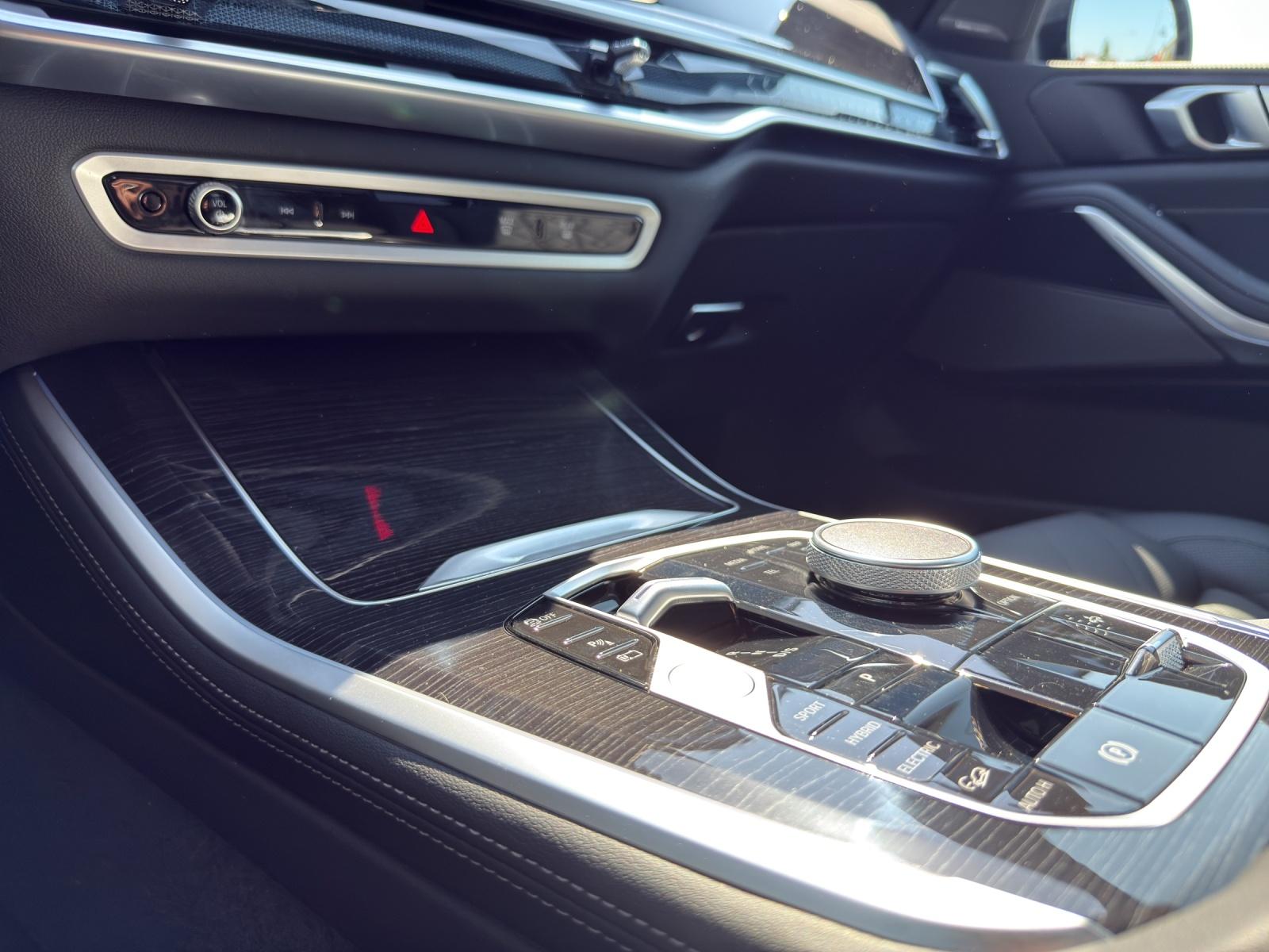 BMW X5 xDrive50e-image-18