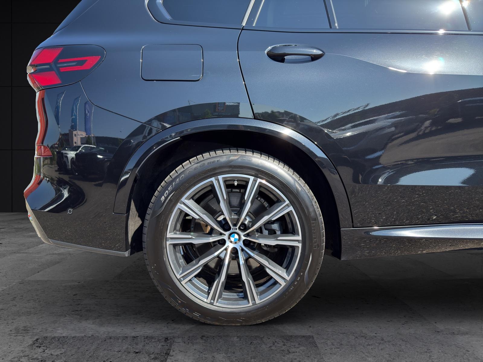BMW X5 xDrive50e-image-8
