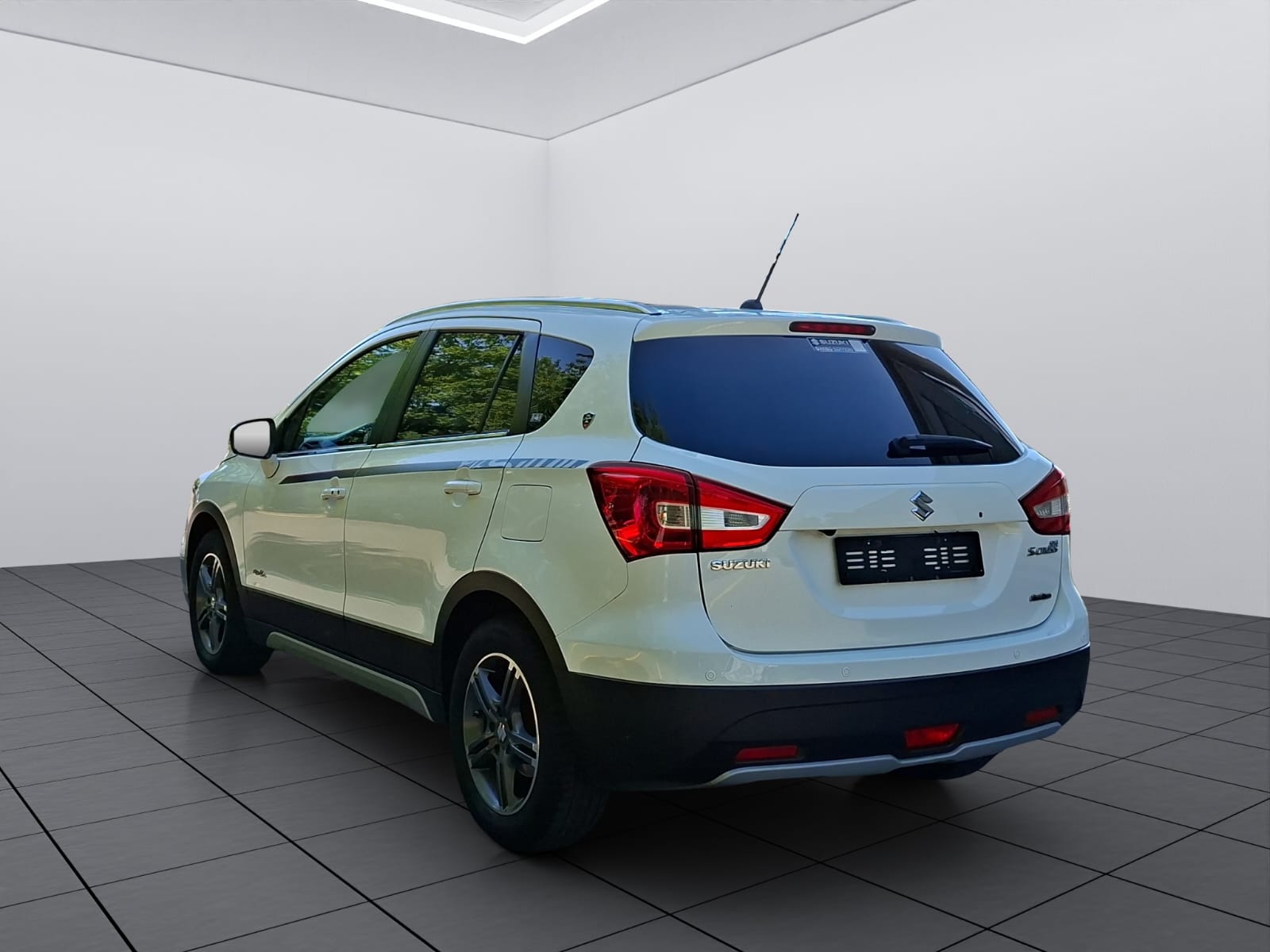 SUZUKI SX4 S-Cross 1.4 16V Piz Sulai Top 4WD-image-4