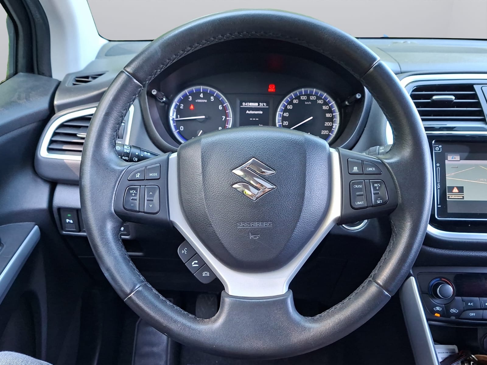 SUZUKI SX4 S-Cross 1.4 16V Piz Sulai Top 4WD-image-12