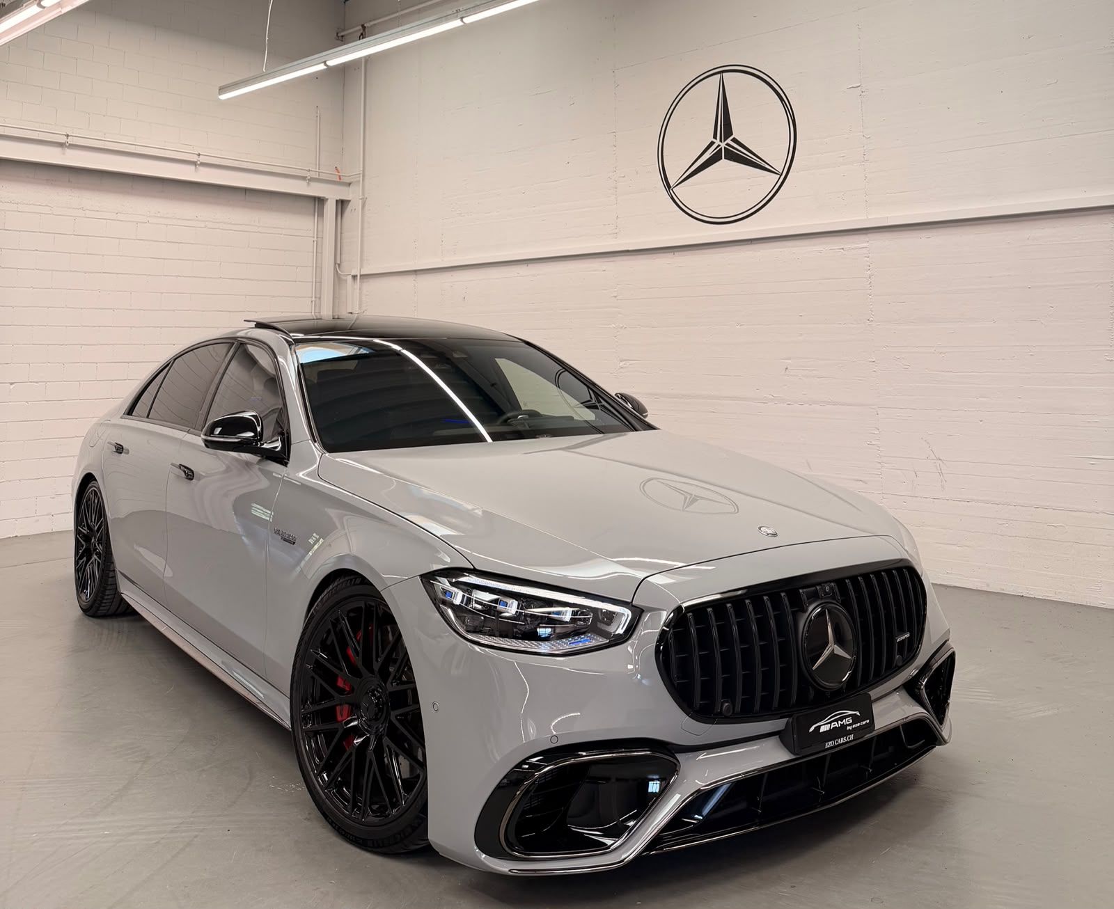 MERCEDES-BENZ S 63 AMG L 4Matic+ 9G-Tronic Edition 1 Limited Grey Black Performance Vollausstattung Gratisservice und Garantie-image-4