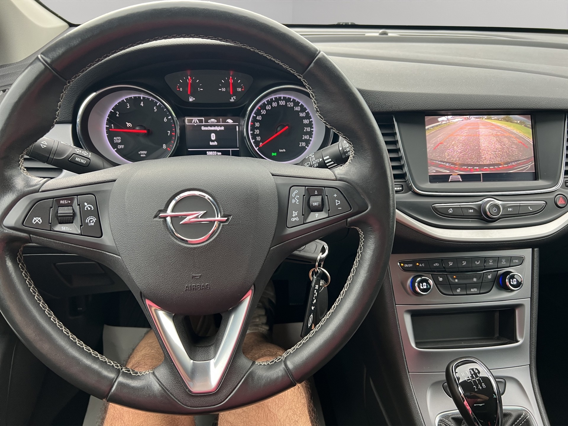 OPEL Astra 1.2i Turbo Elegance-image-13