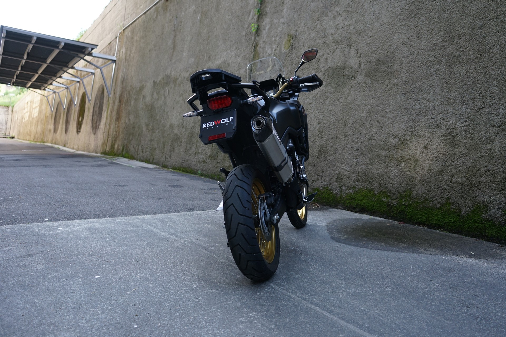 HONDA CRF 1000A Africa Twin-image-3
