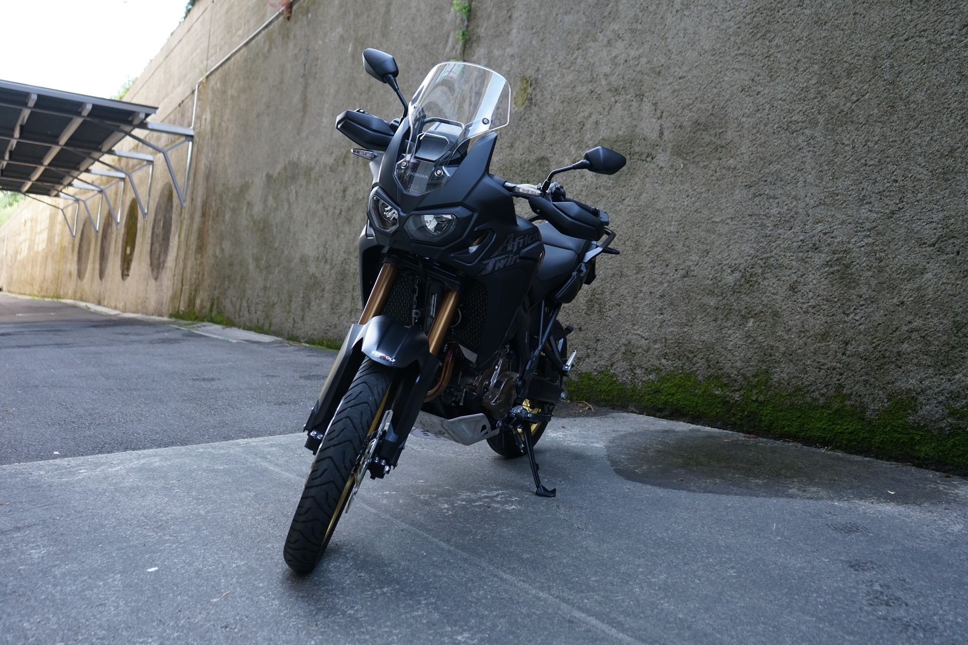 HONDA CRF 1000A Africa Twin-image-2