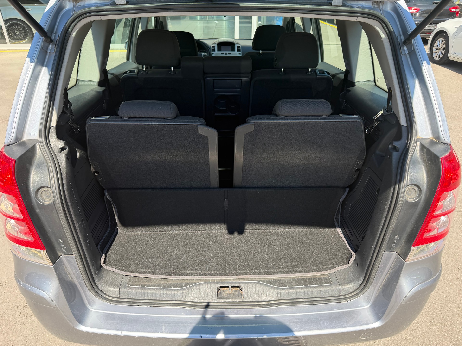OPEL Zafira 1.8i 16V-image-17