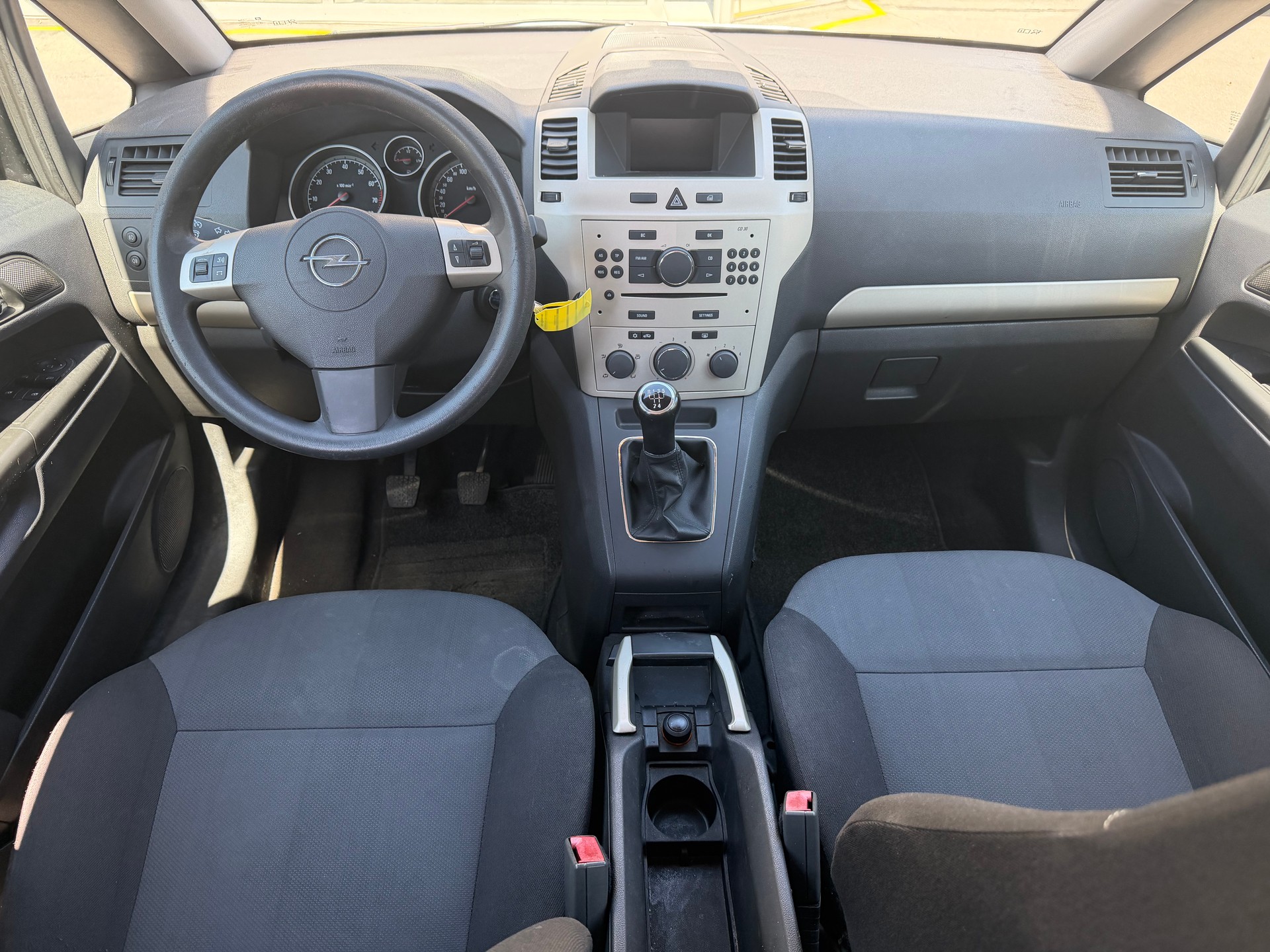 OPEL Zafira 1.8i 16V-image-9