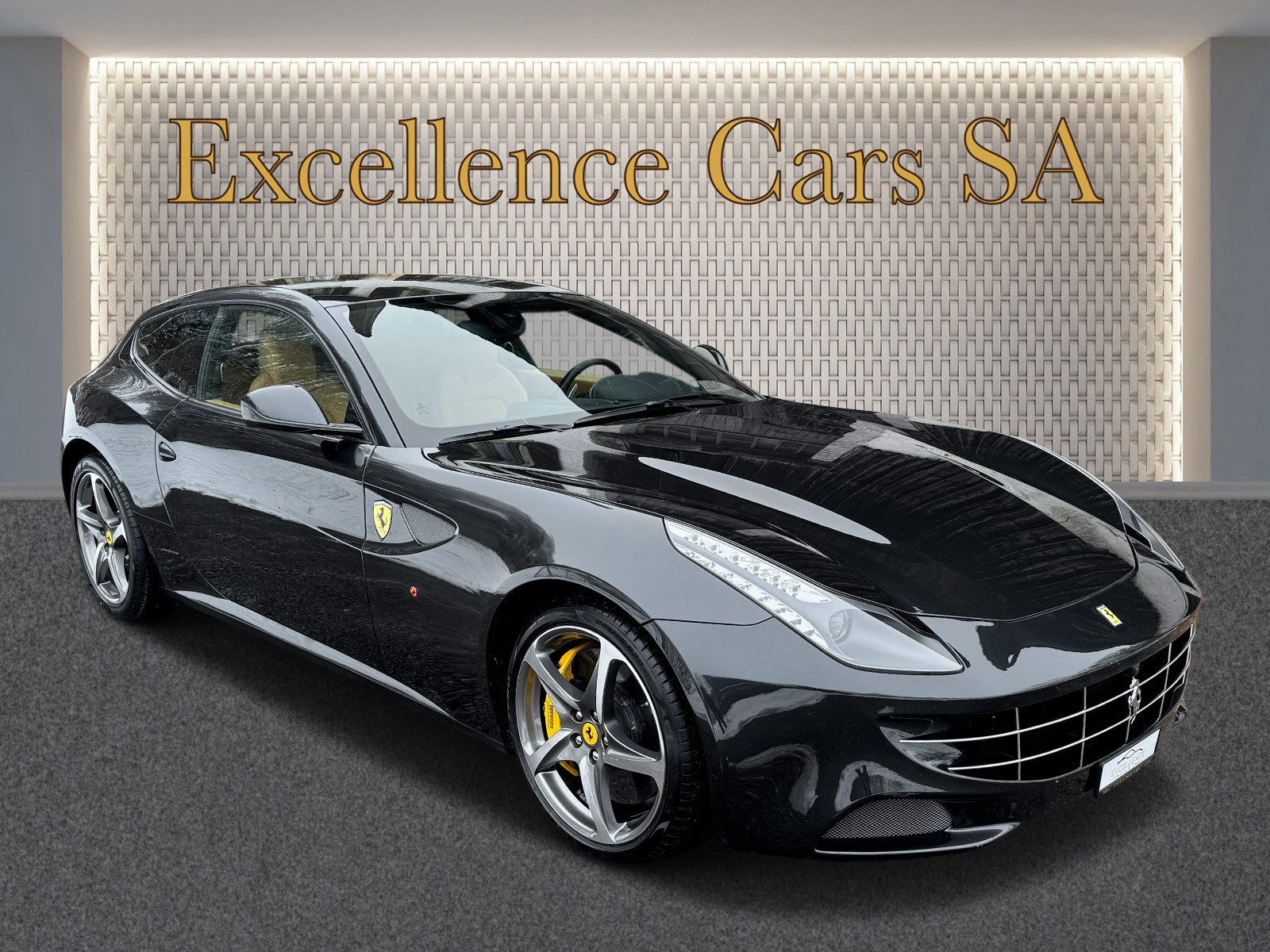 FERRARI FF-image-2