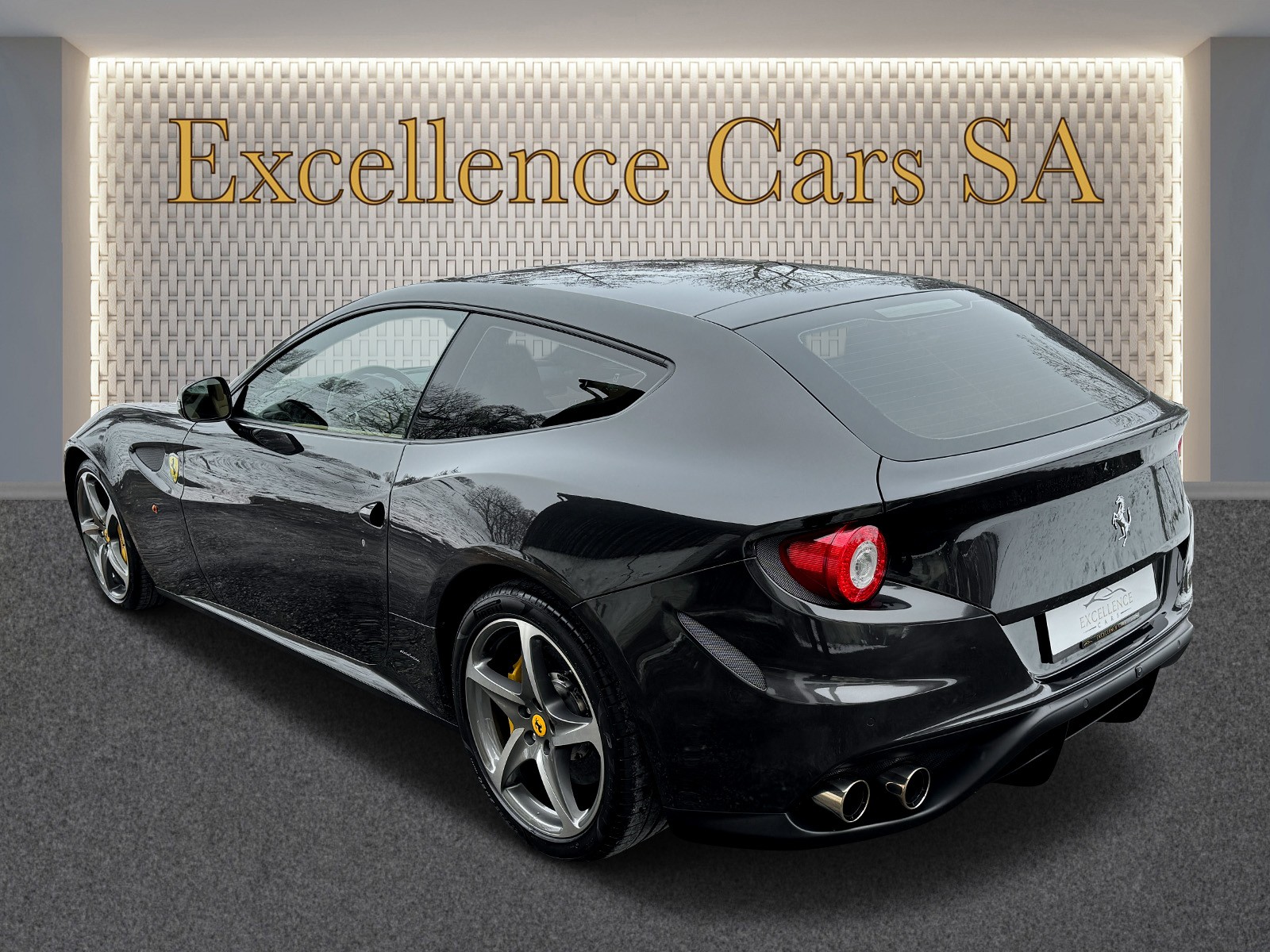 FERRARI FF-image-7